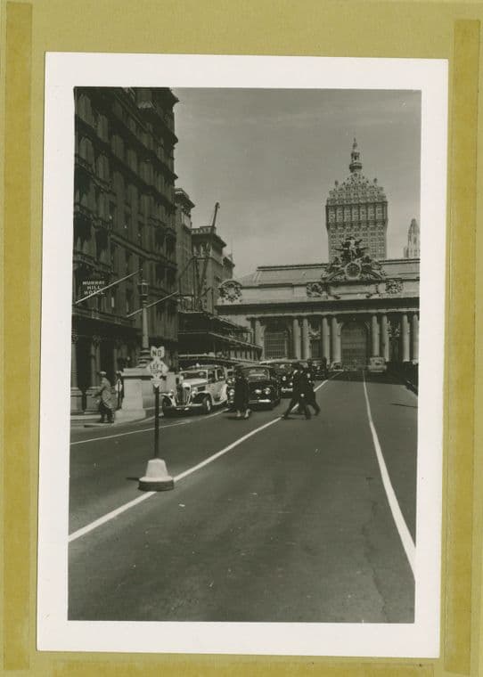 Park Avenue - 42nd Street, west side