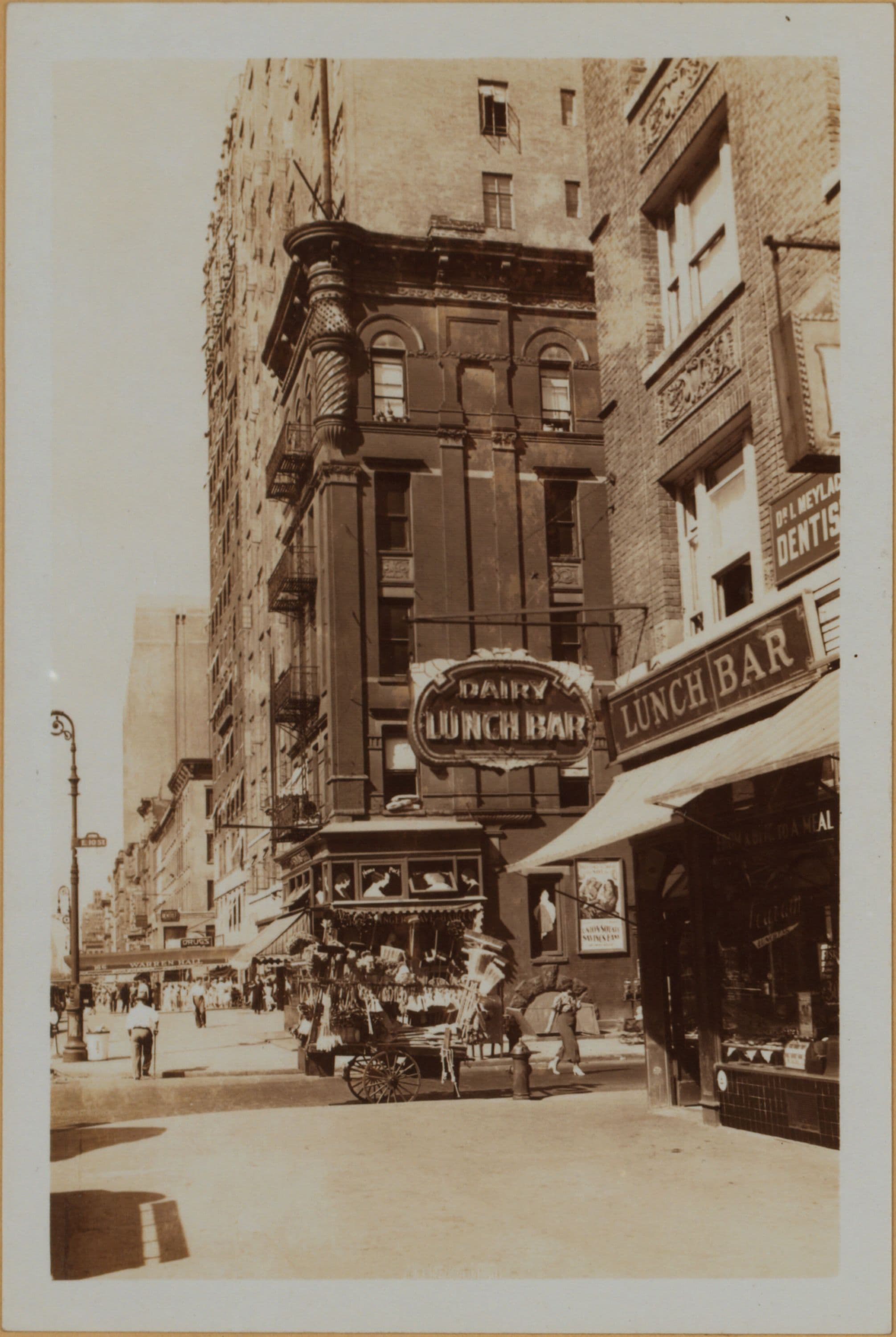 Manhattan: 2nd Ave. - 10th St.