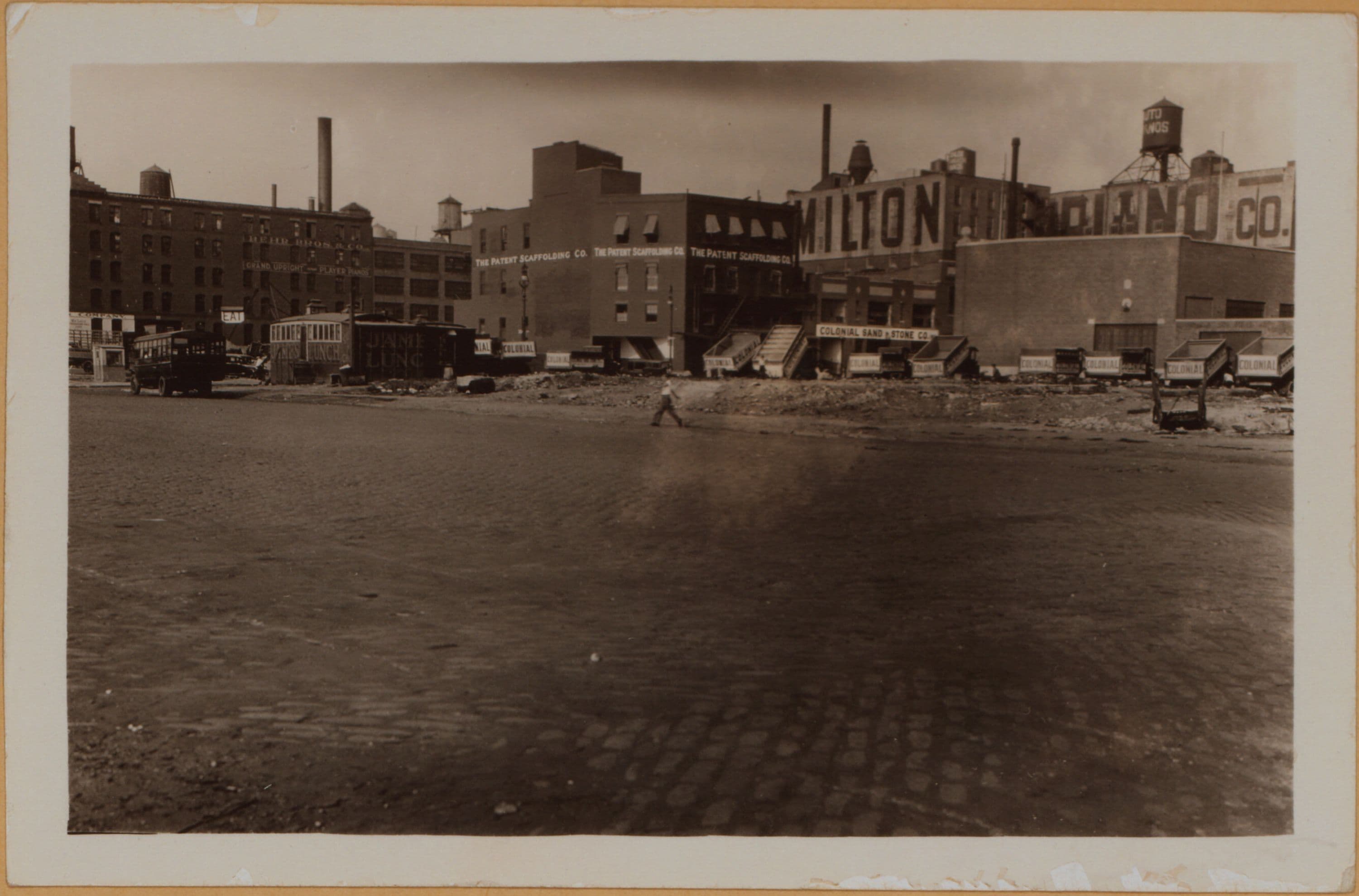 Manhattan: 12th Avenue - 49th Street