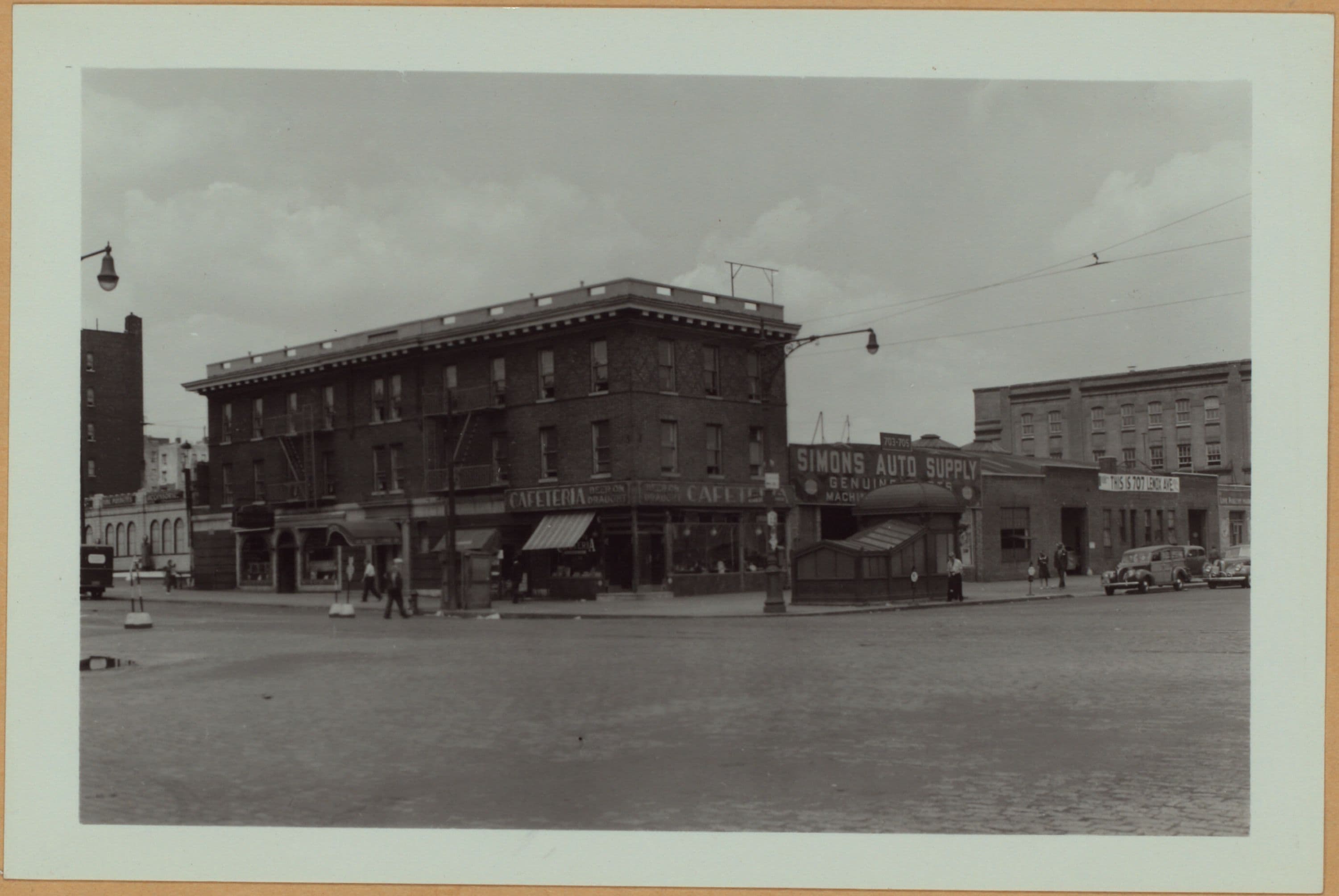 Manhattan: Lenox Avenue - 144th Street