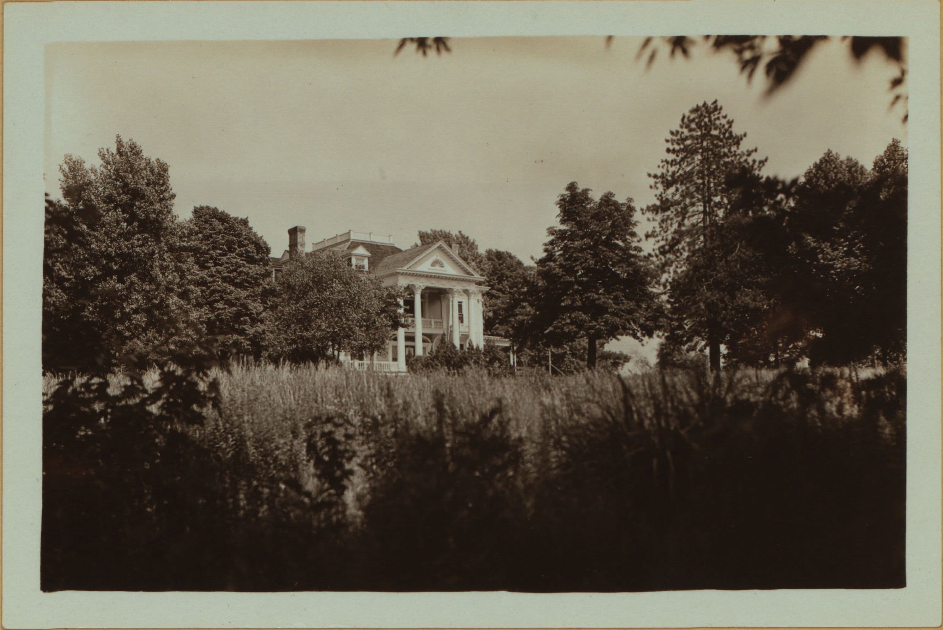 Richmond: Manor Road - Benedict Avenue