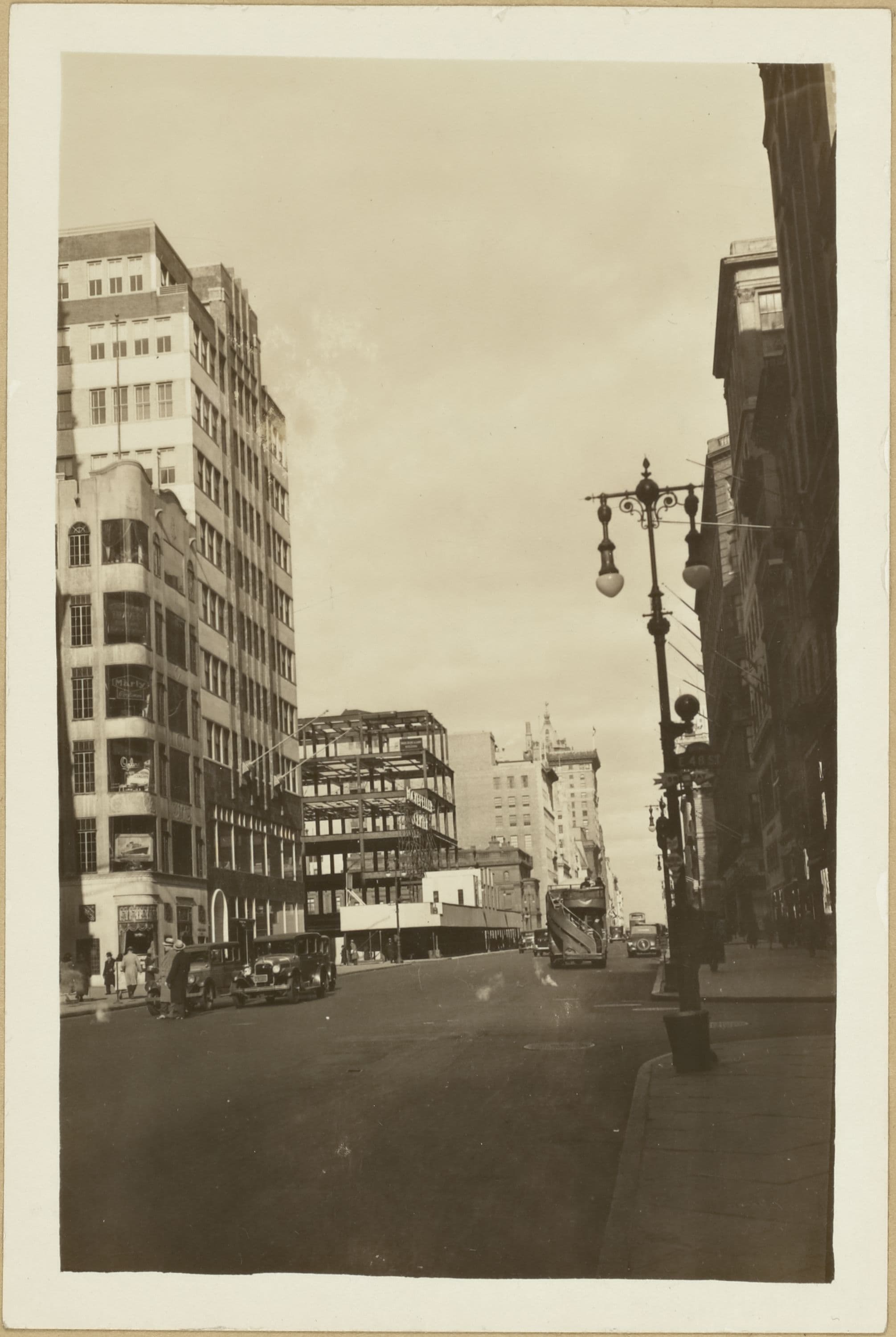 Manhattan: 5th Avenue - 48th Street (West)