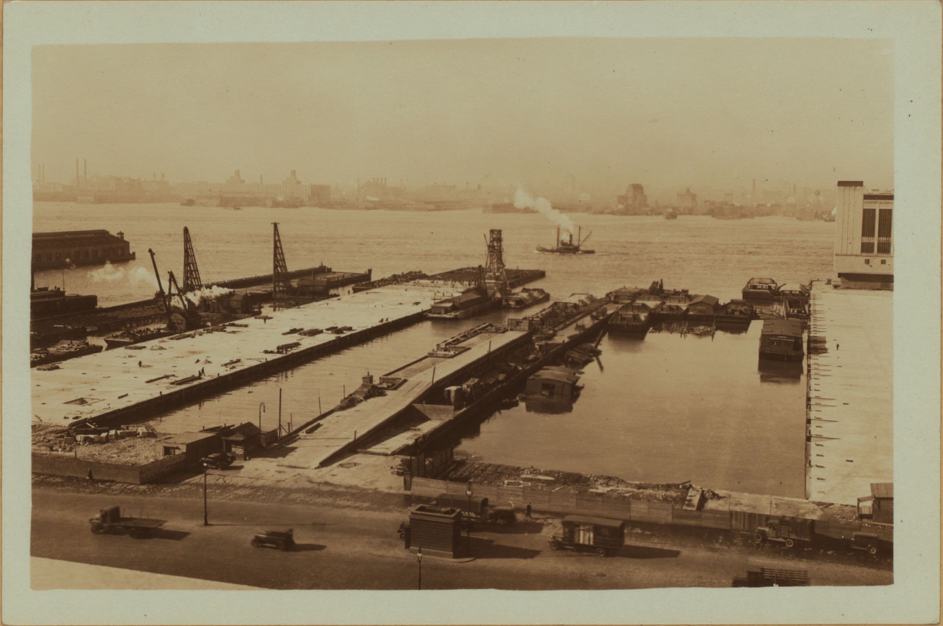 North (Hudson) River - Piers 34-32.