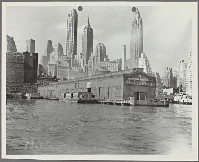 Norwegian American Line at Pier 8, East River]