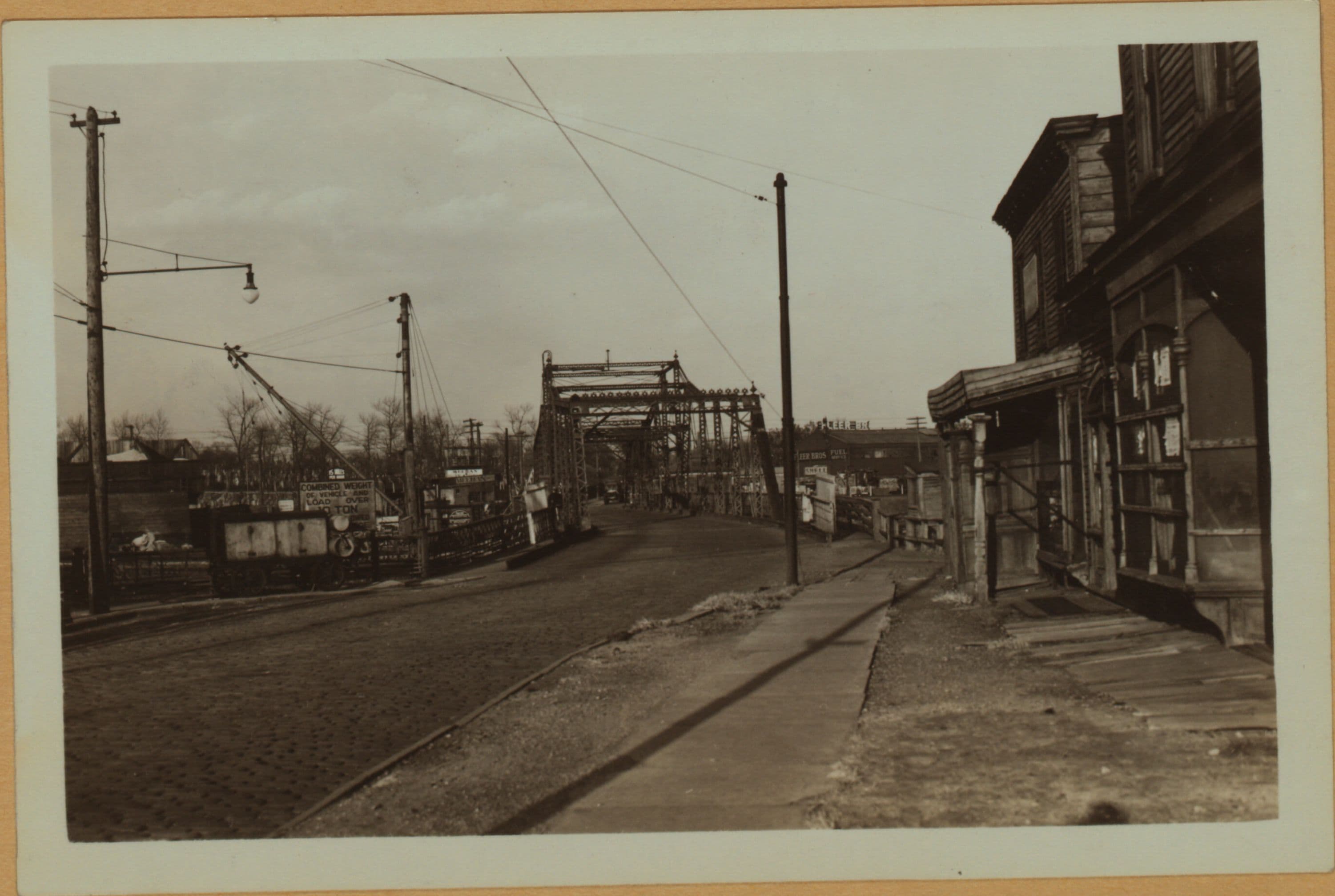 Bridges - Penny Bridge over Newtown Creek, [linking Brooklyn and Queens.], 1934