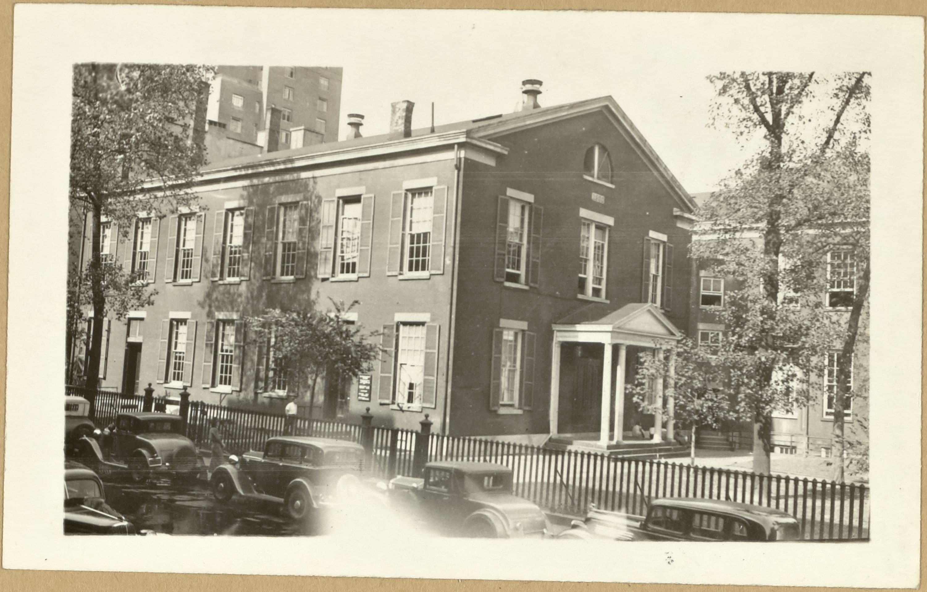 Manhattan: 15th Street (East) - Rutherford Place