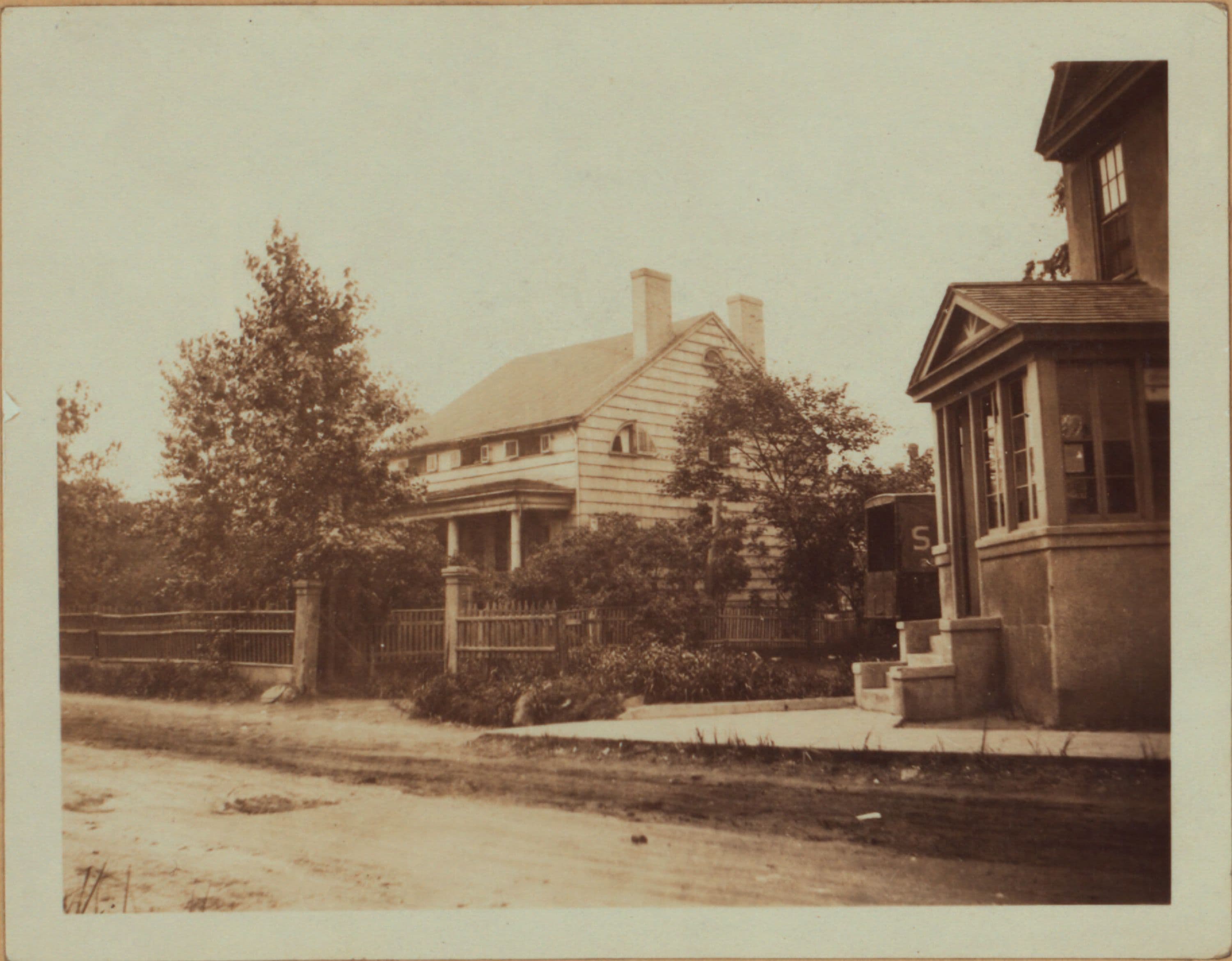 Queens: Cypress Hills Street - 60th Lane