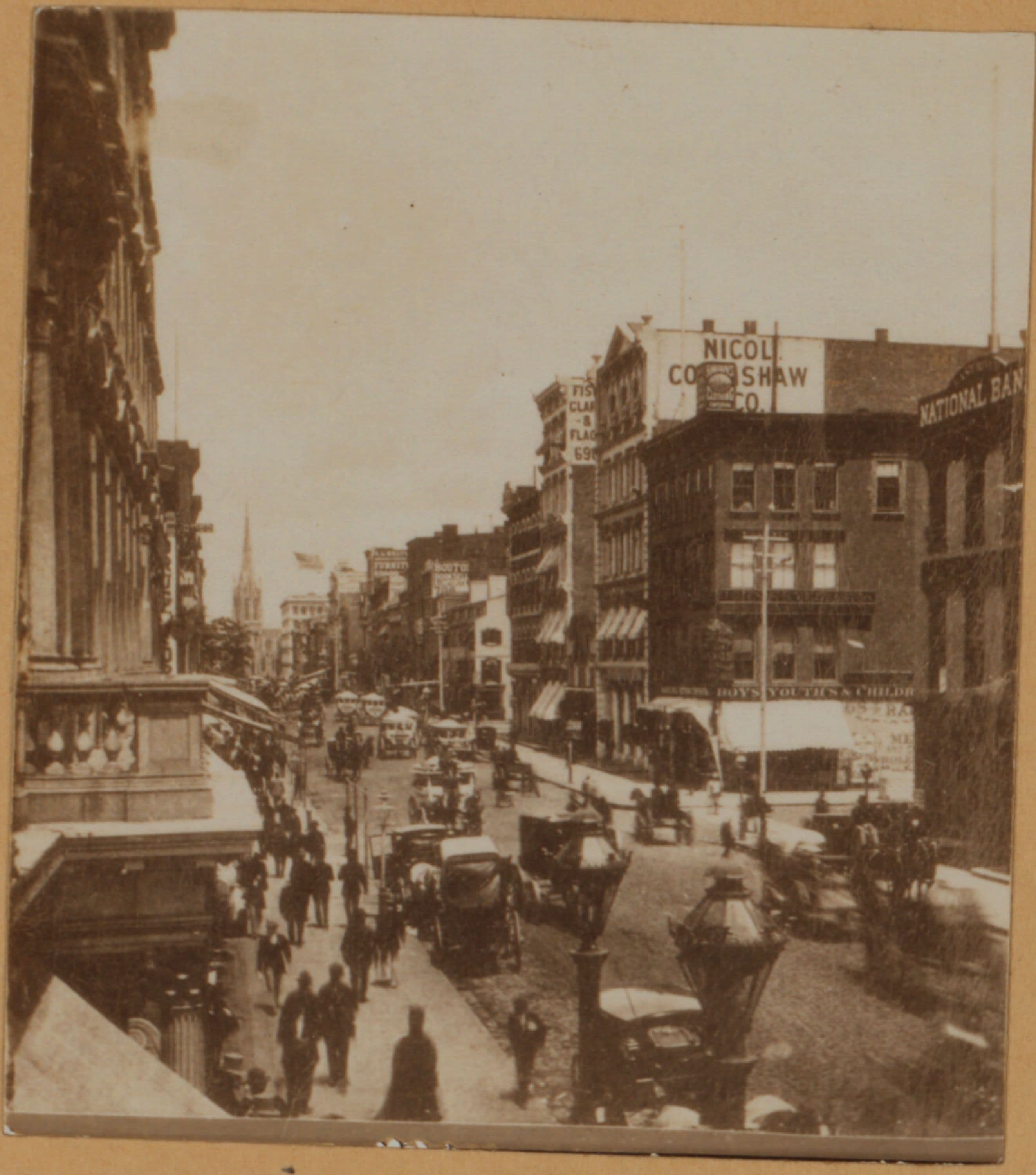 Manhattan: Broadway - Bond Street