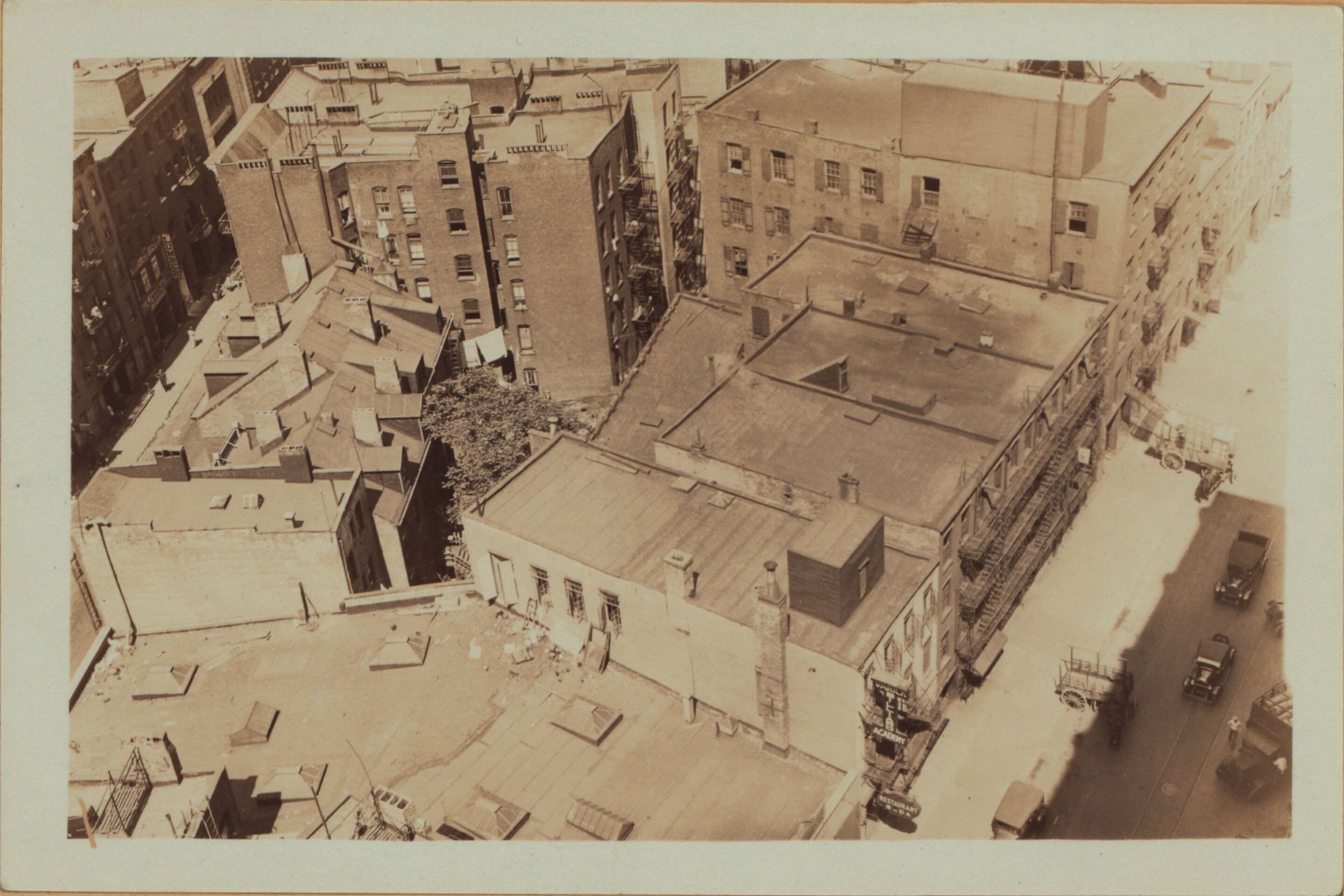 Manhattan: Houston Street (West - Varick Street
