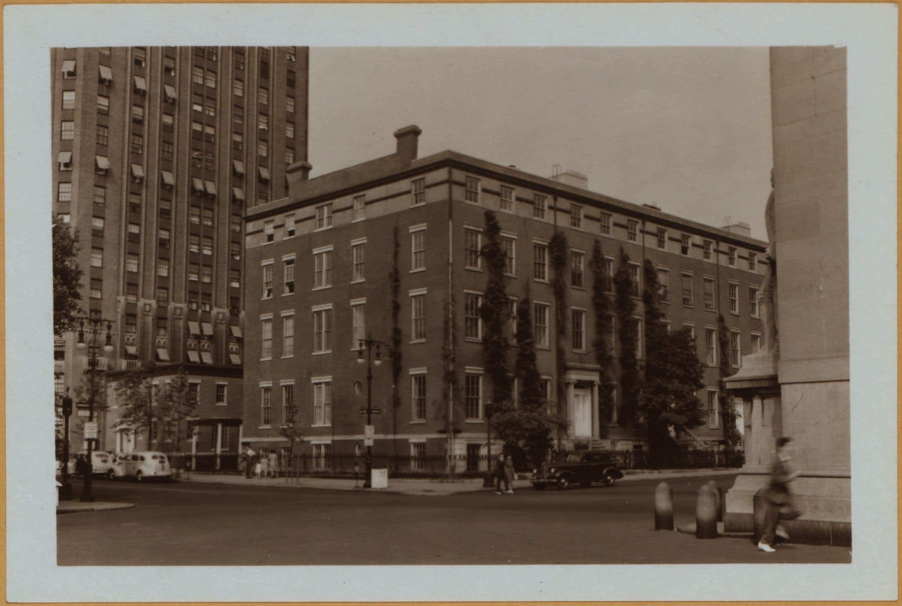 Manhattan: 5th Avenue - Waverly Place