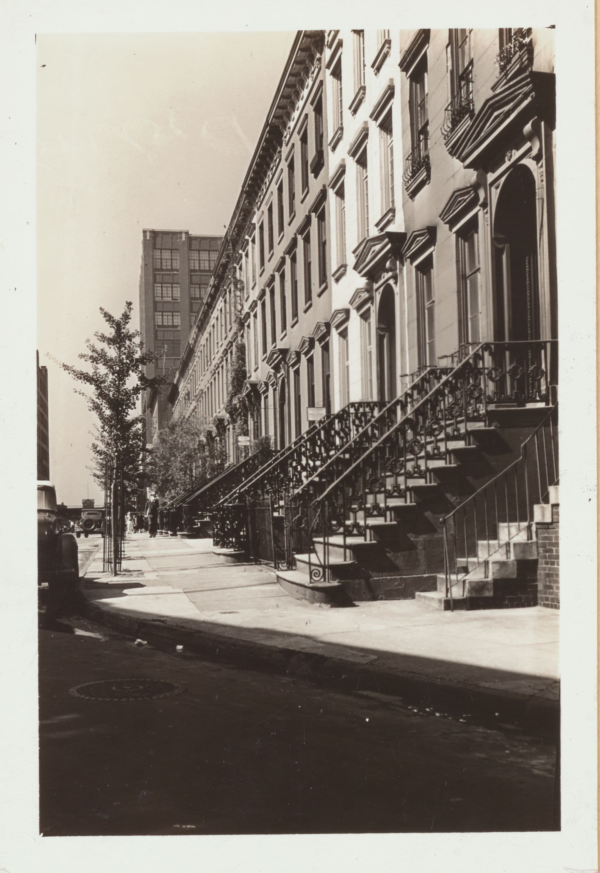 Manhattan: St. Lukes Place - Hudson Street