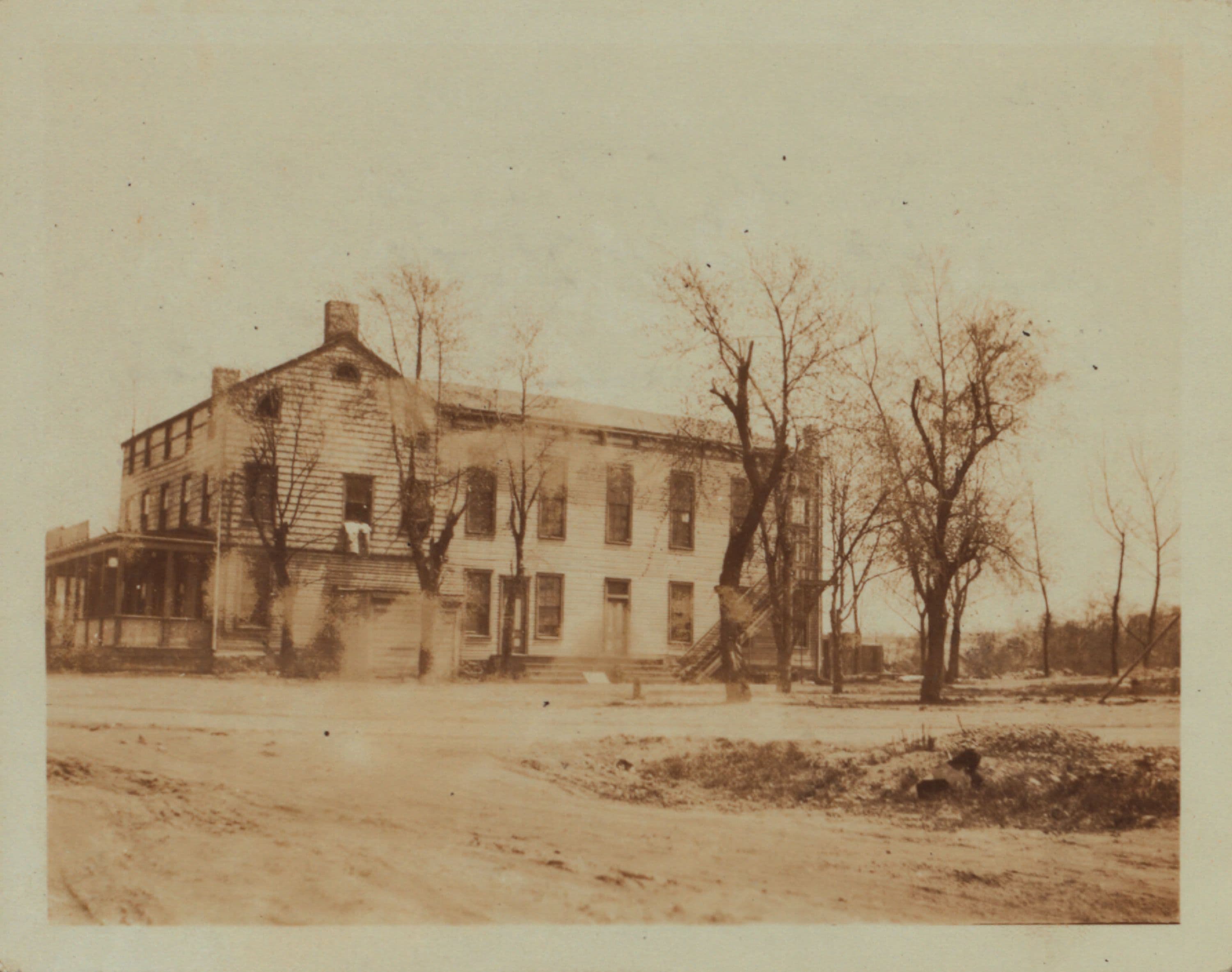 Queens: Cooper Avenue - 74th Street