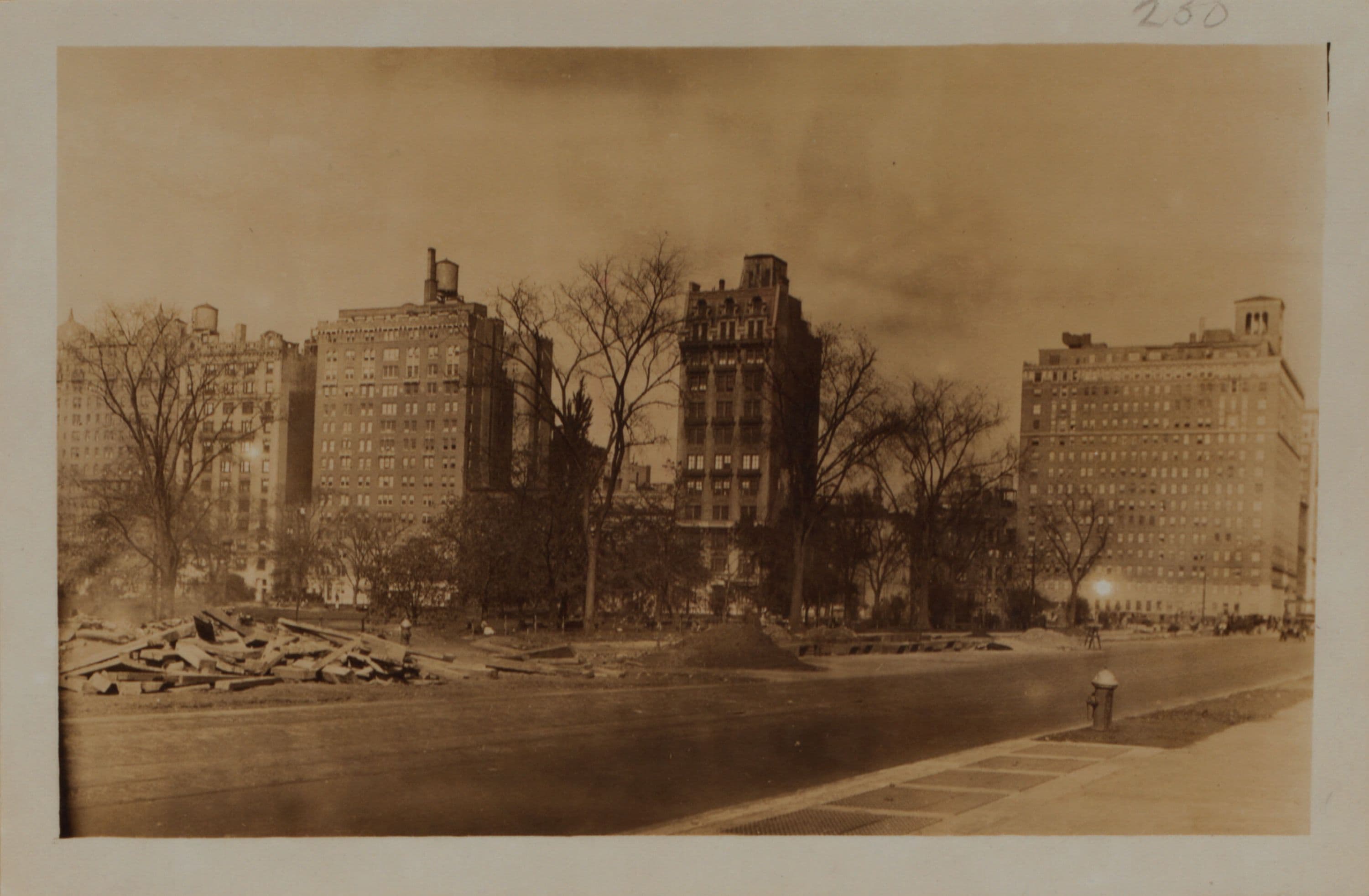 Manhattan: Central Park West - 80th Street