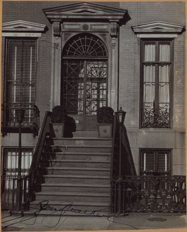 Manhattan: St. Lukes Place - Hudson Street