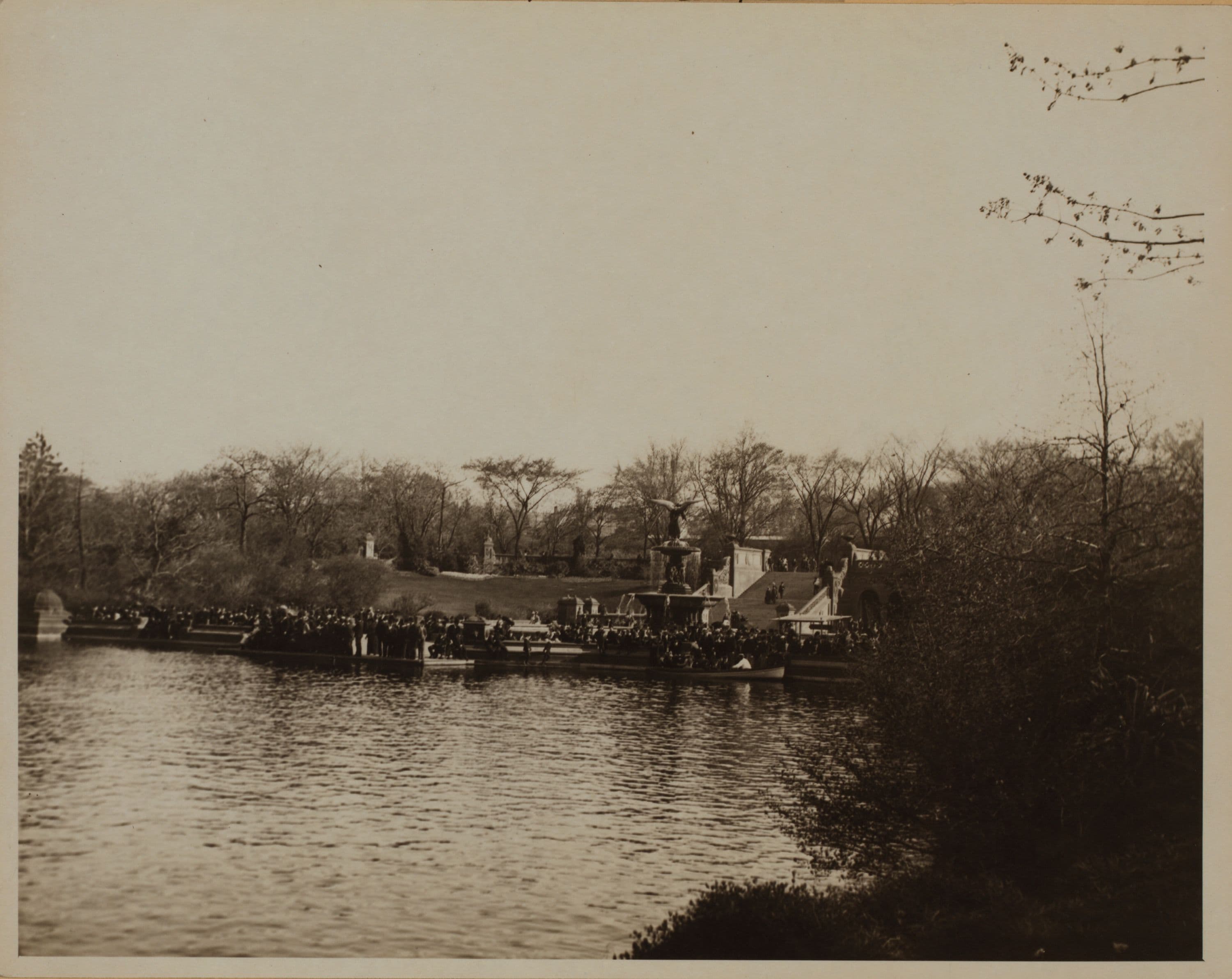 Manhattan: Central Park - The Lake.