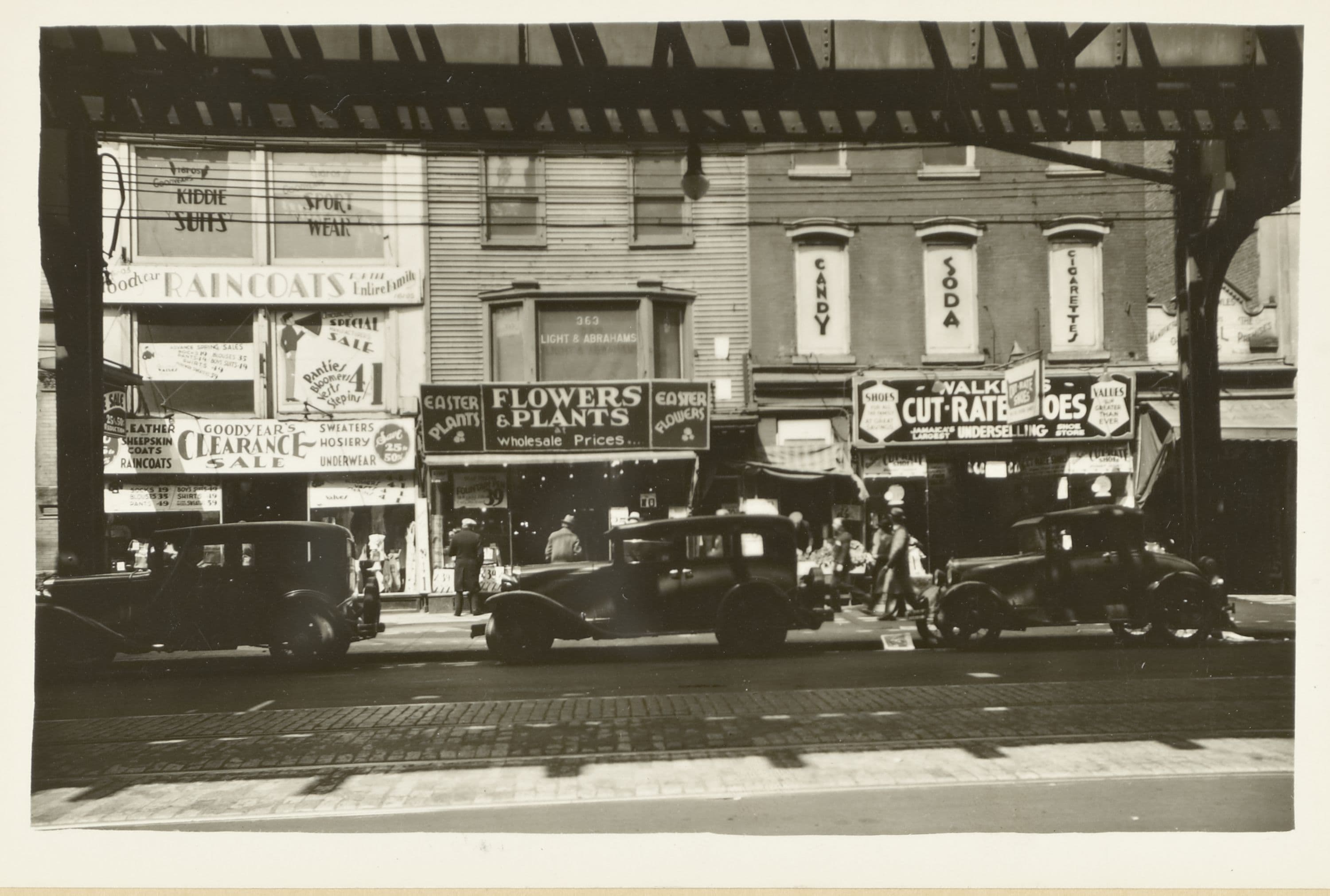 Queens: Jamaica Avenue - 161st Street