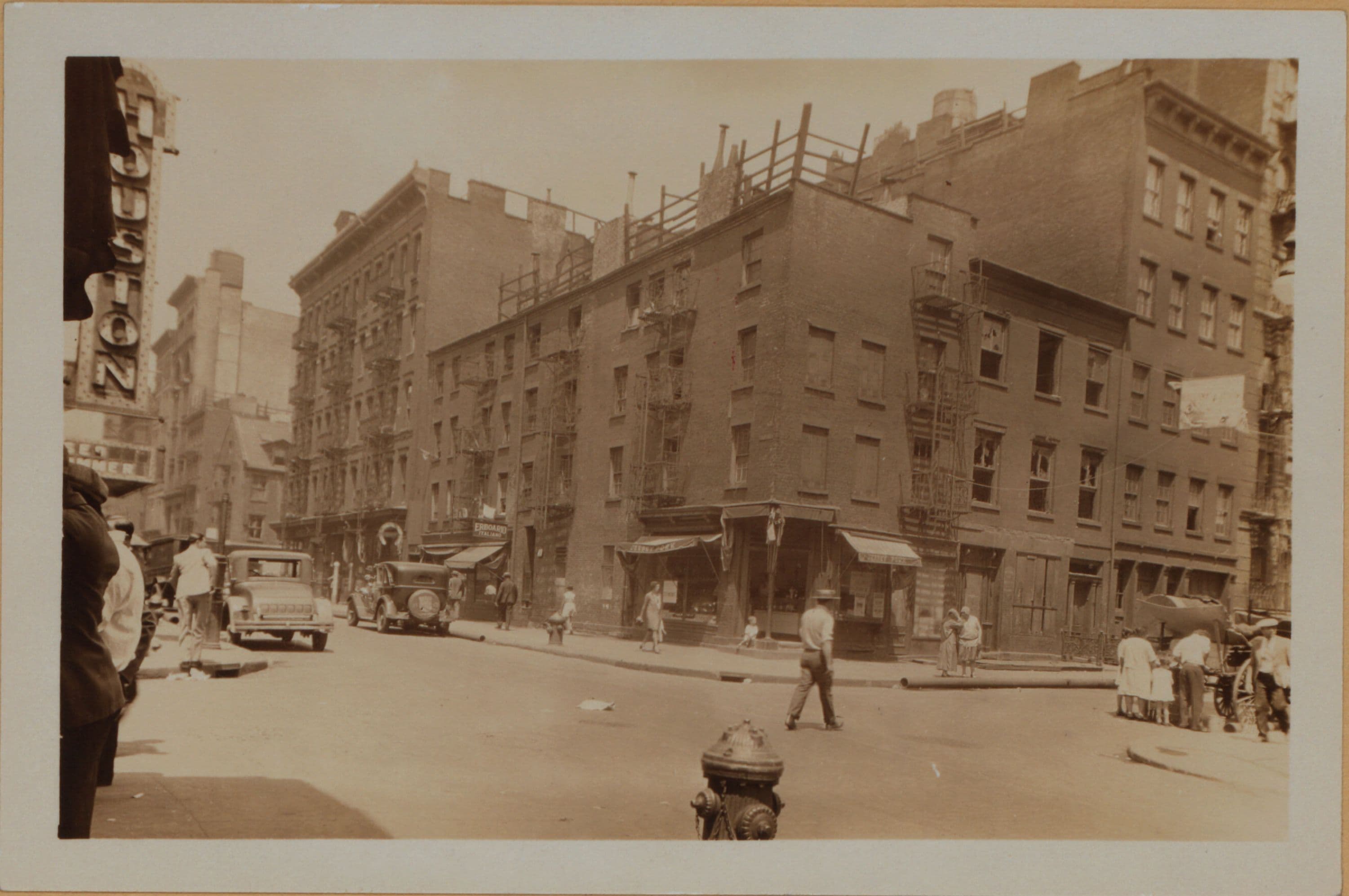 Manhattan: Houston Street (East) - Elizabeth Street