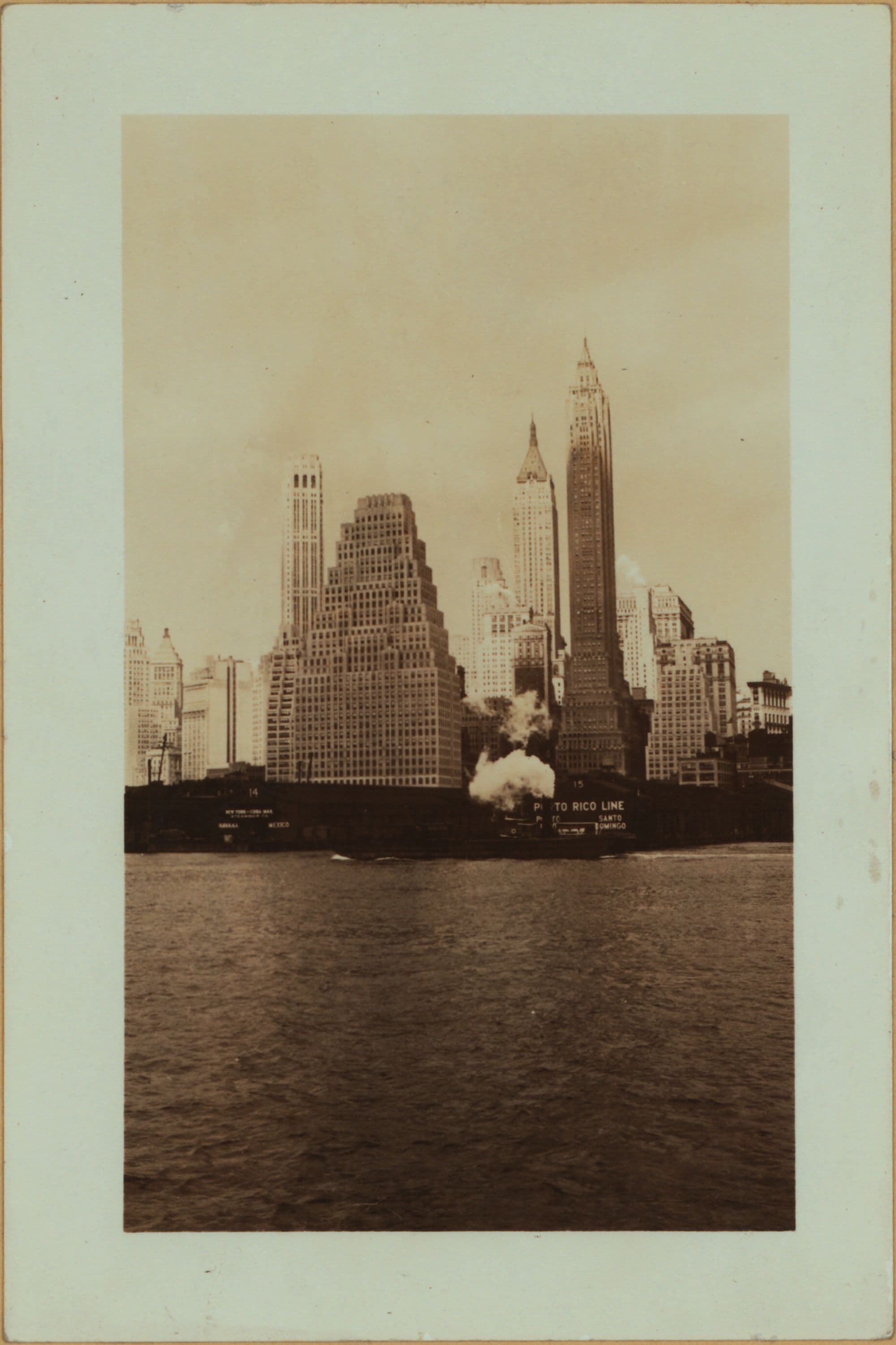 East River - Shore and skyline of lower Manhattan - South Ferry - Williamsburg Bridge - John Street - [Piers 16 to 11 and 9 to 6.], 1932–1935