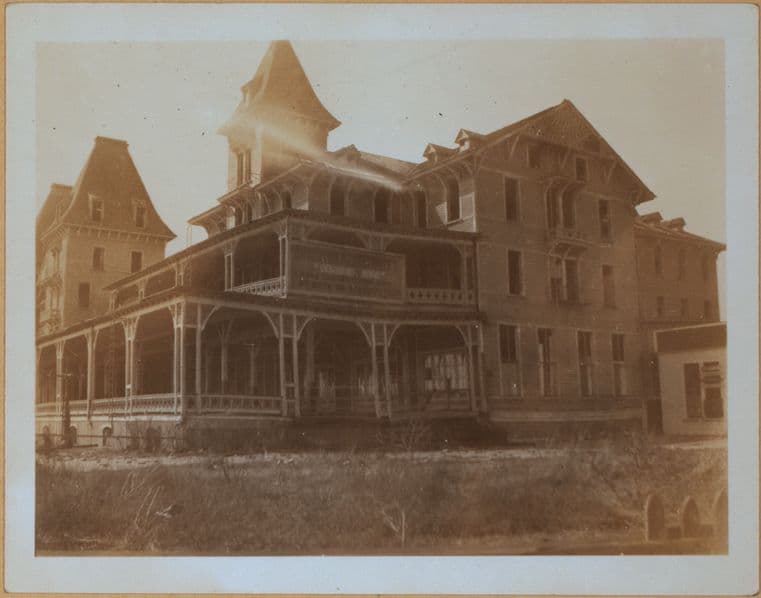 Brooklyn: Brighton Beach Avenue - Coney Island Avenue, 1922–1924