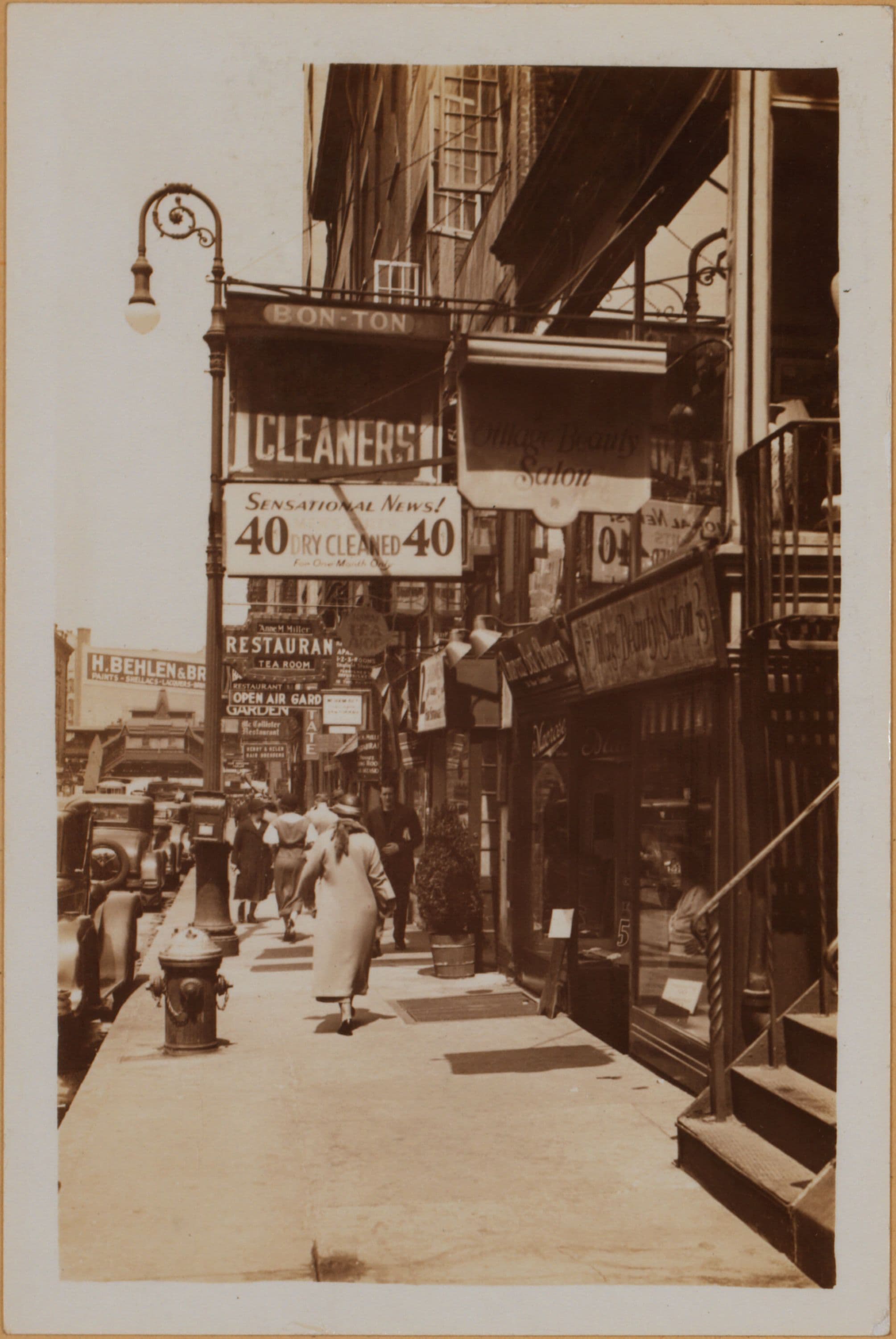 Manhattan: 8th Street (West) - 6th Avenue