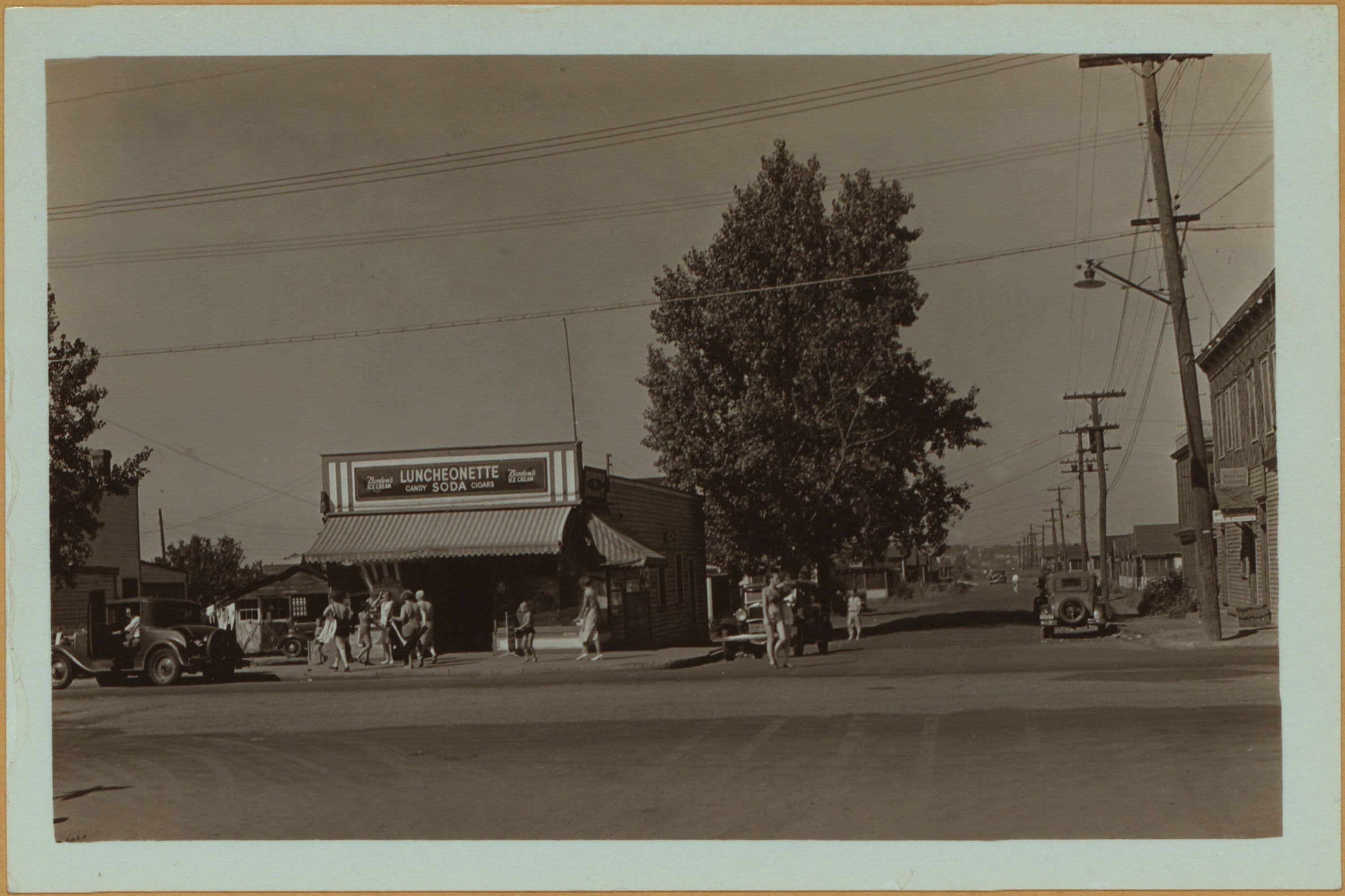 Richmond: Olympia Boulevard - Midland Avenue
