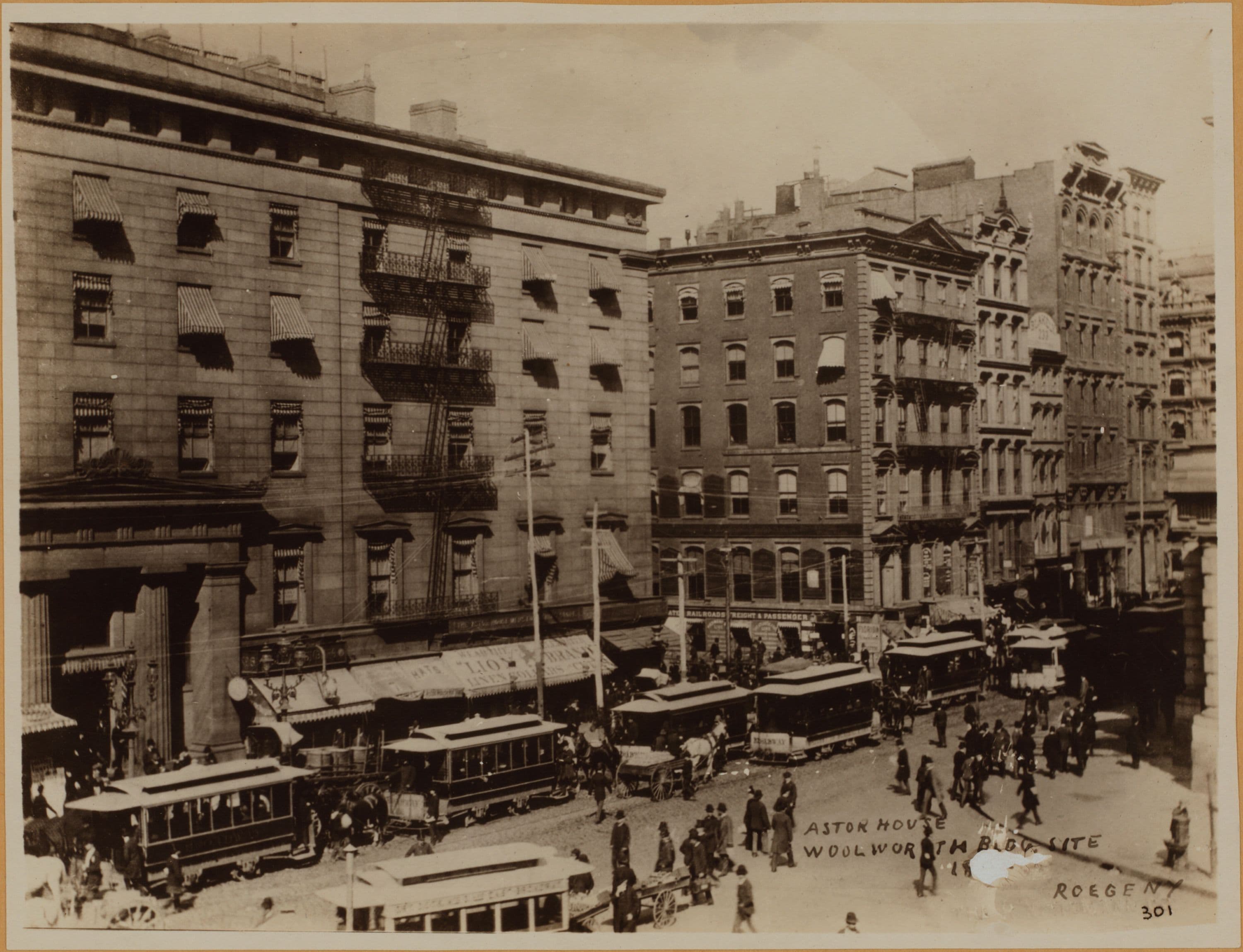 Manhattan: Broadway - Barclay Street