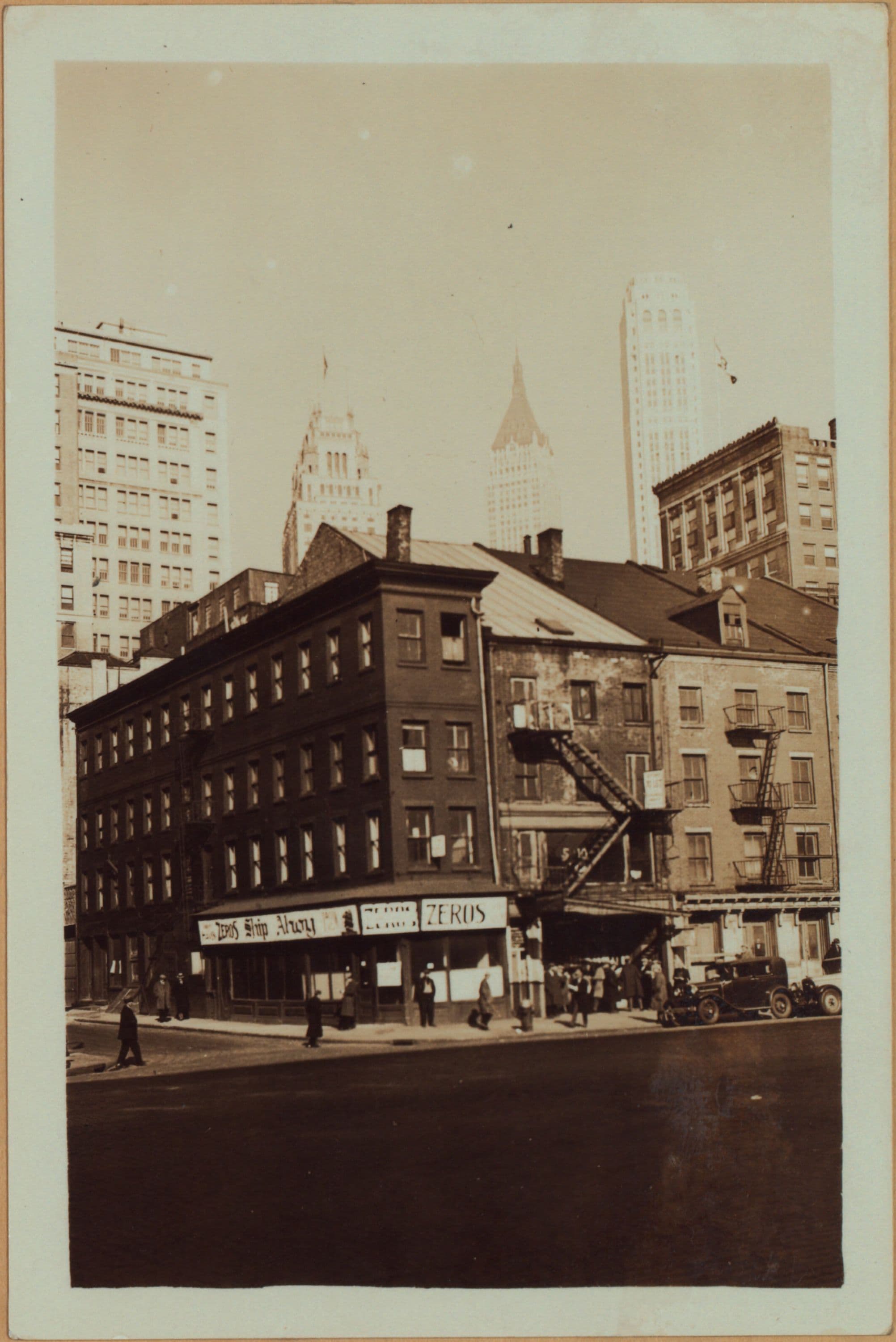 Manhattan: South Street - Moore Street