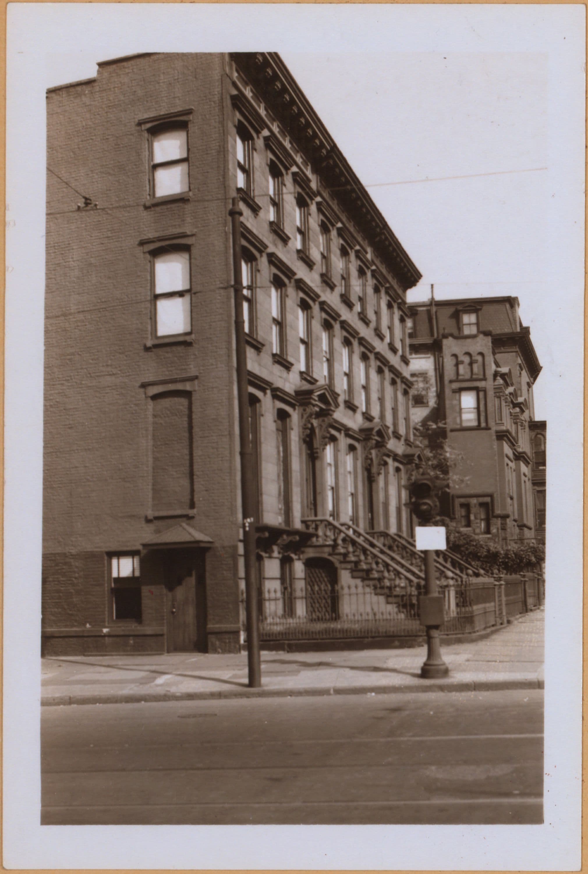 Brooklyn: Dekalb Avenue - Vanderbilt Avenue