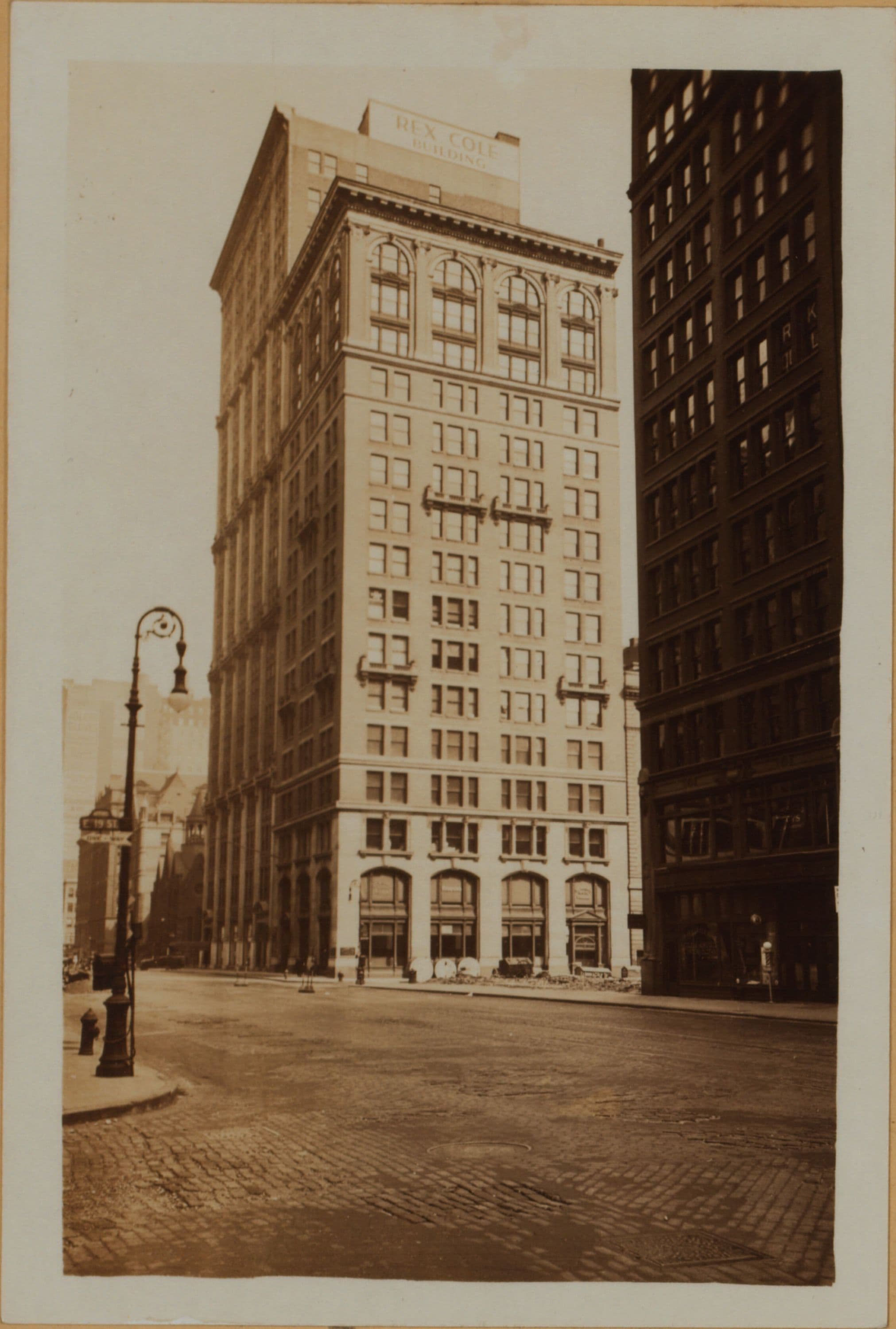 Manhattan: 4th Avenue - 19th Street, 1932