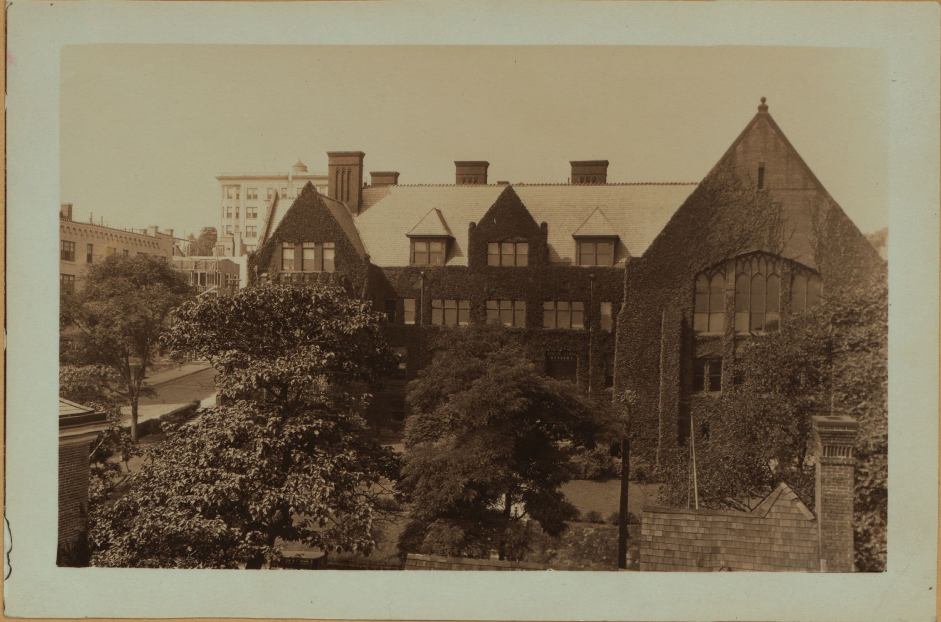 Richmond: Stuyvesant Place - Wall Street