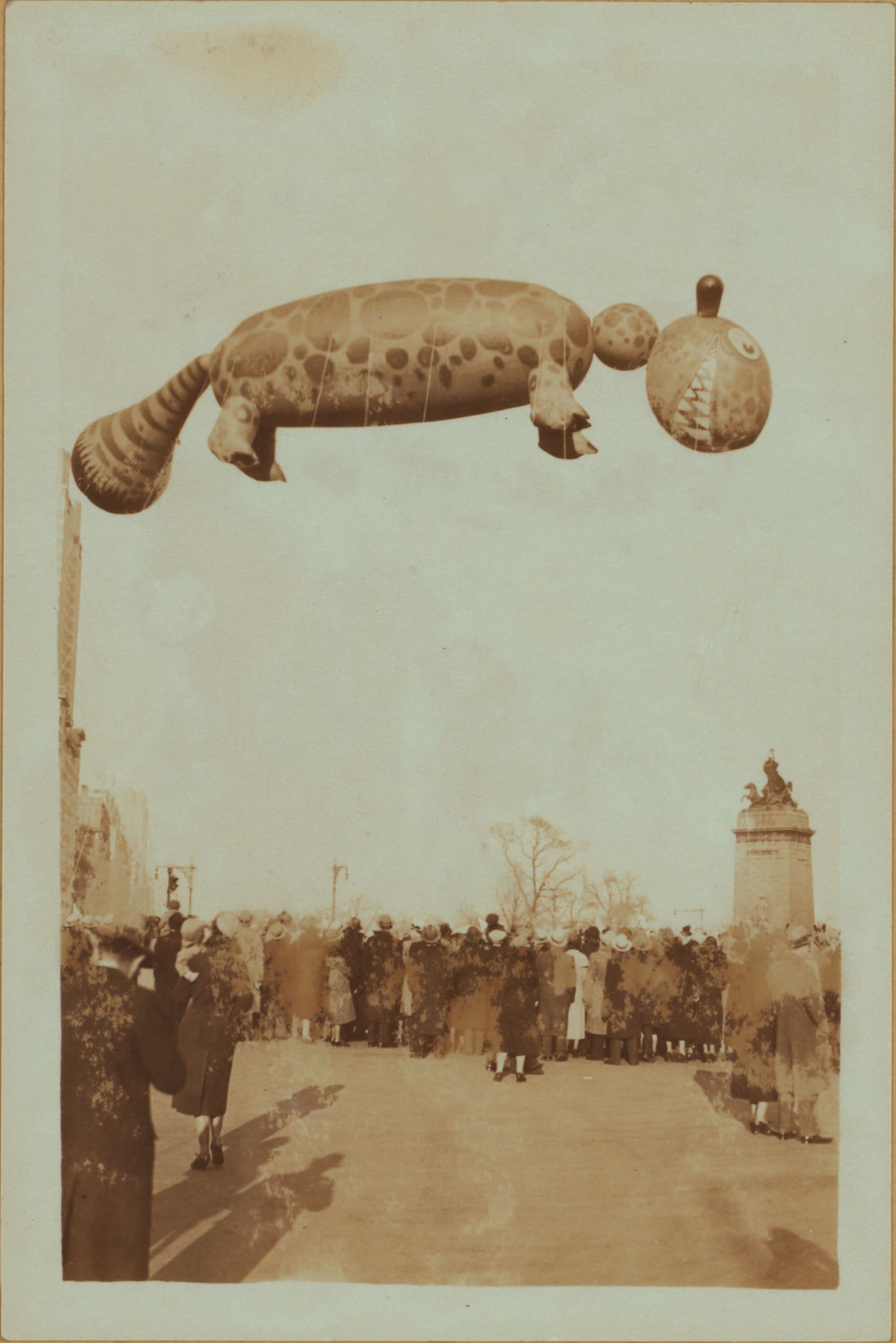 Celebrations - Parades - Municipal events - Macy's Thanksgiving Parade.