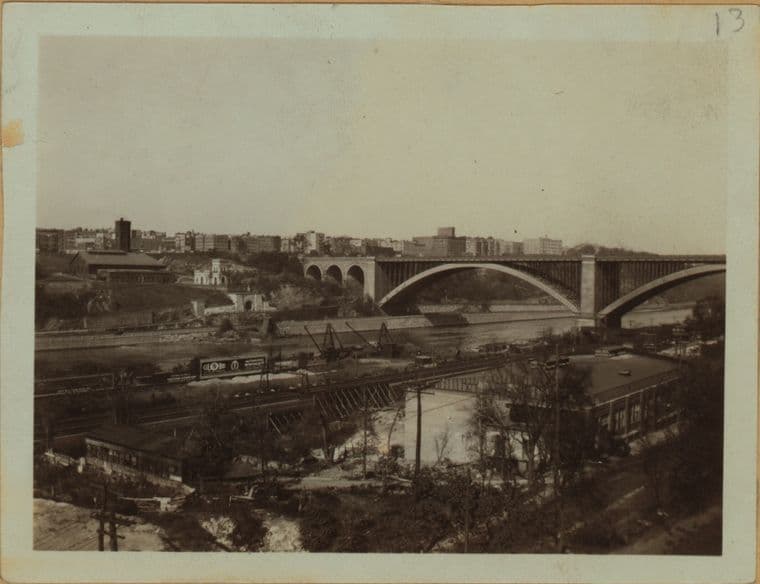 Bridges - Washington Bridge - [Harlem River (North) - Harlem Bridge.]