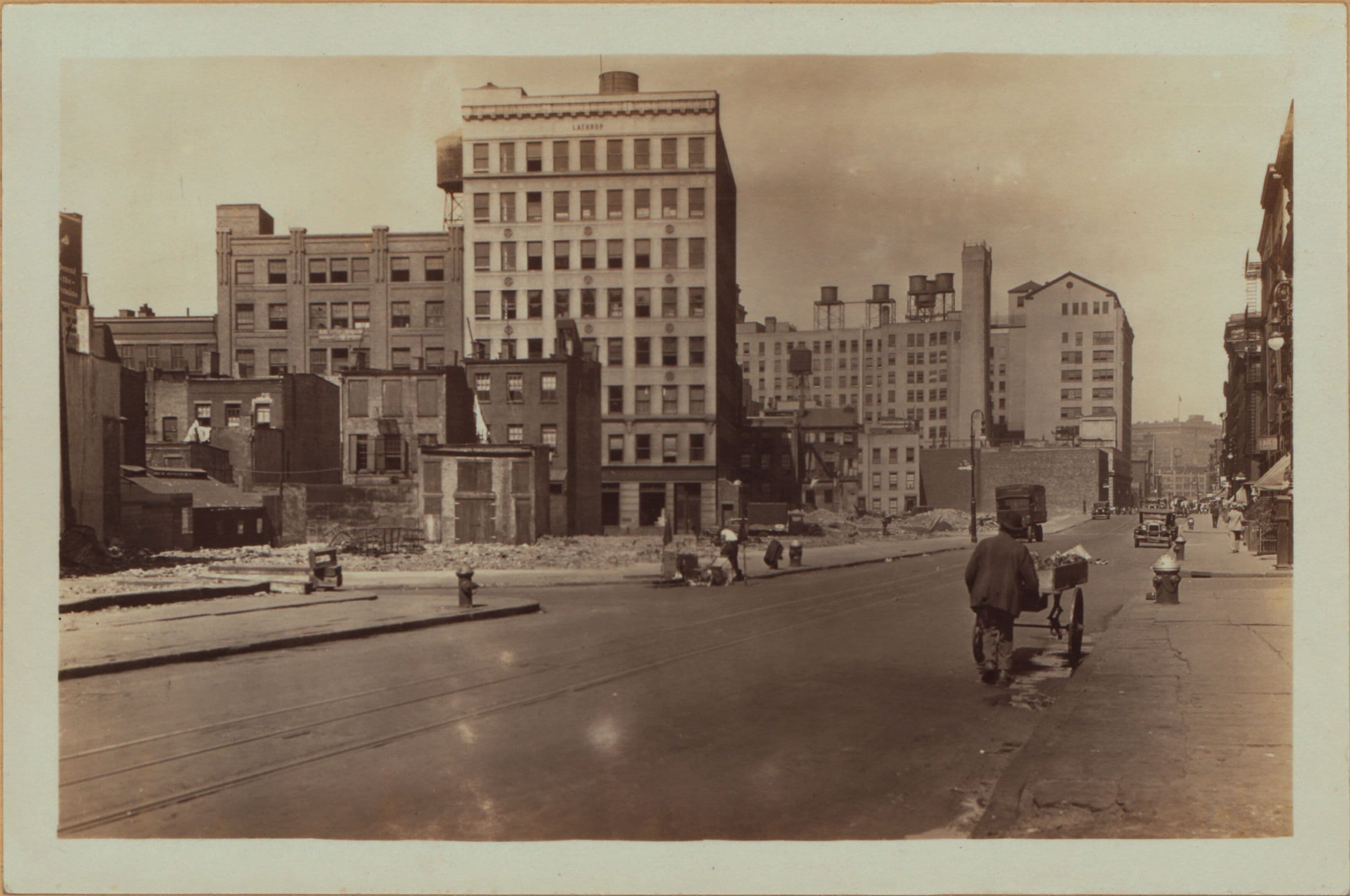 Manhattan: Washington Street - Charles Street