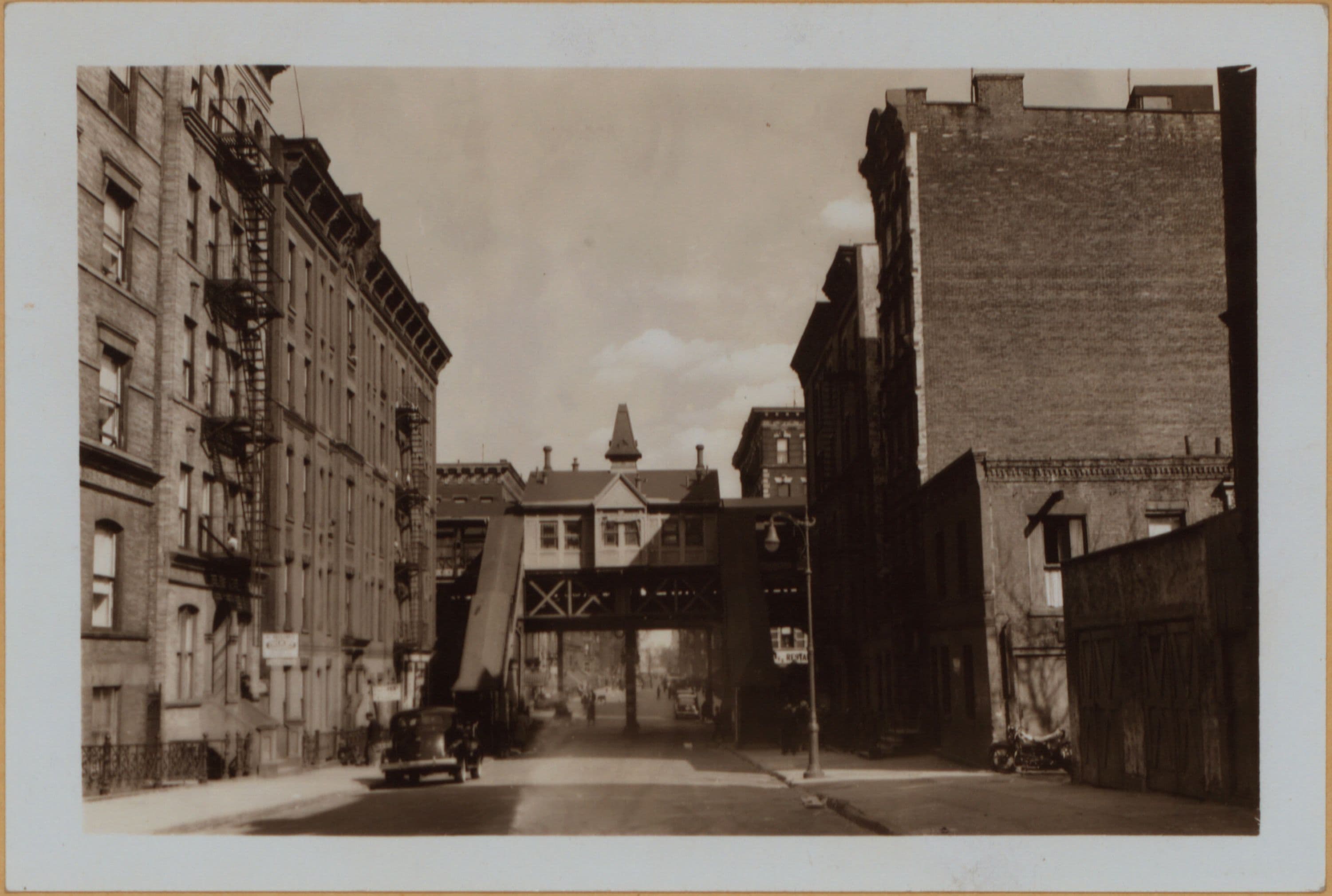 Manhattan: 130th Street (West) - 8th Avenue, 1940–1941