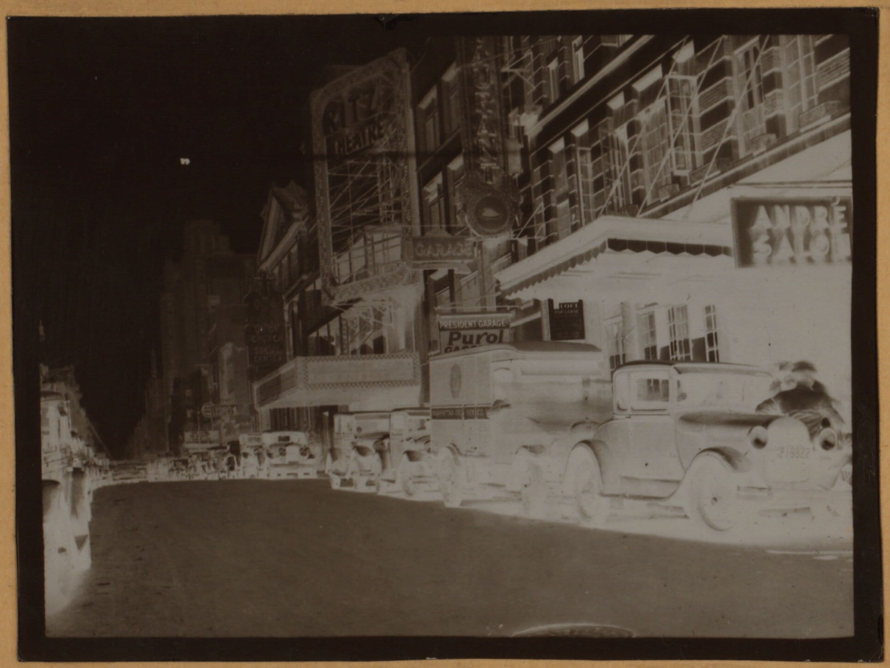 Manhattan: 48th Street (West) - Broadway