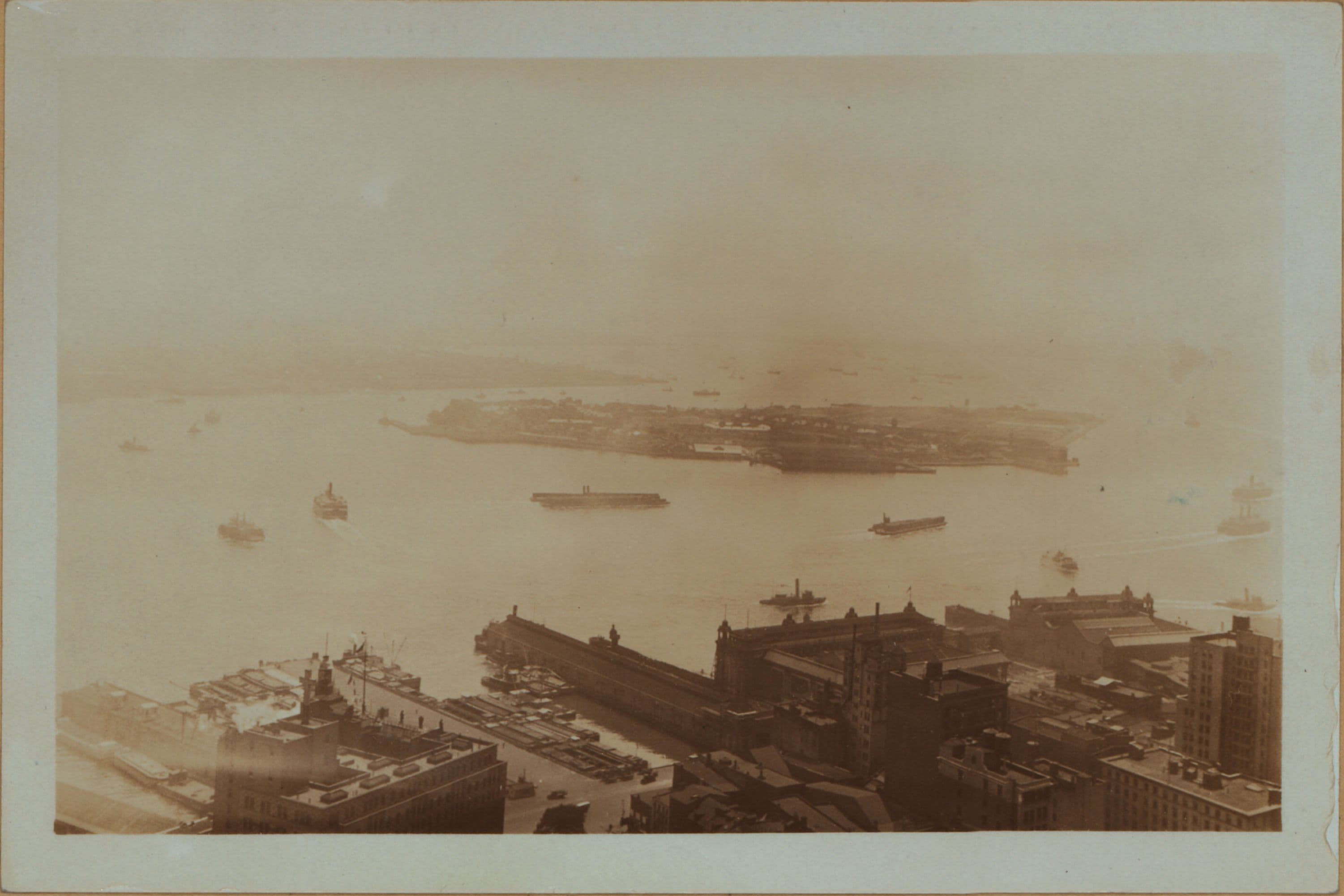 Islands - Governors Island - Bird's-eye-view., 1929–1934