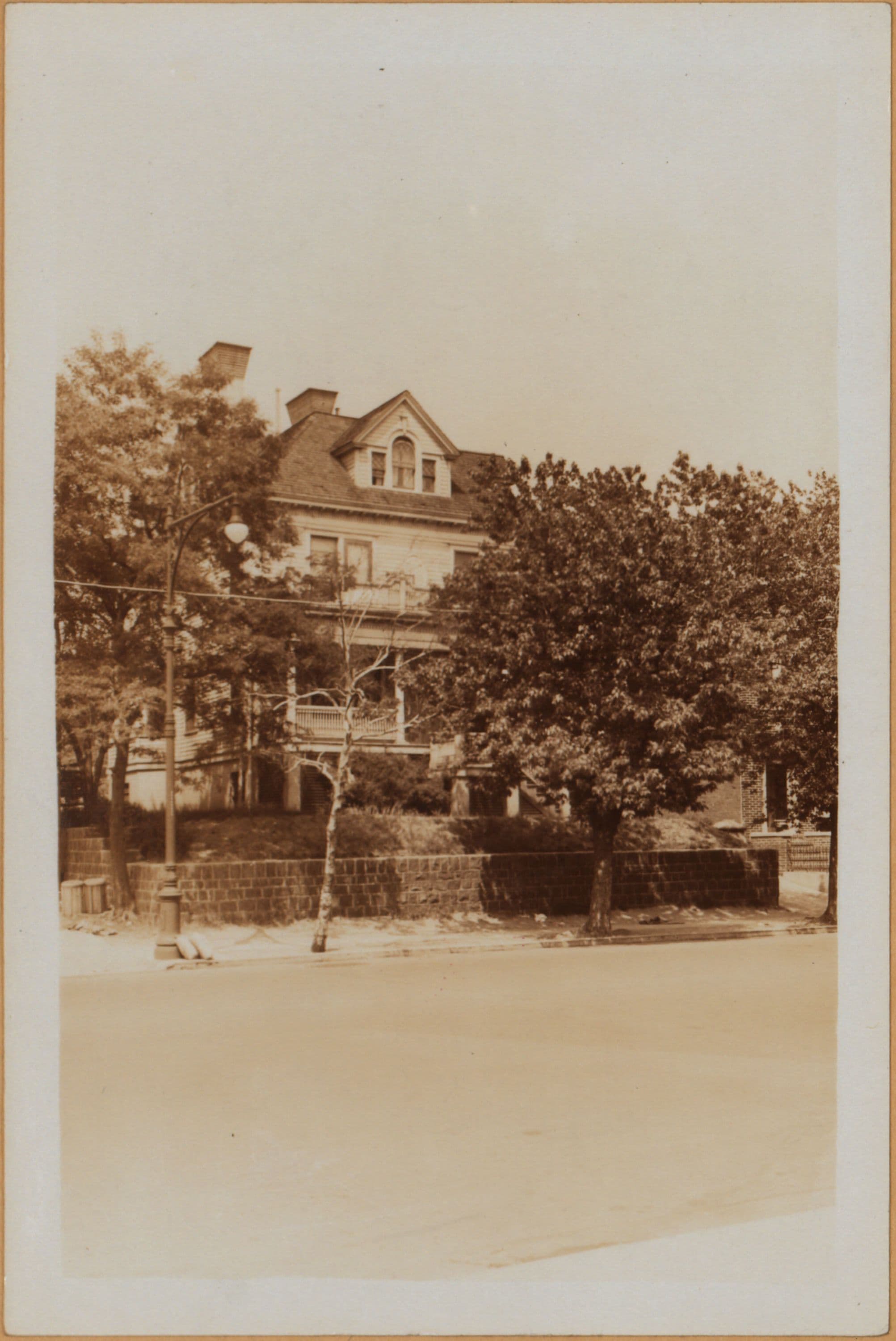 Brooklyn: 86th Street - 3rd Avenue