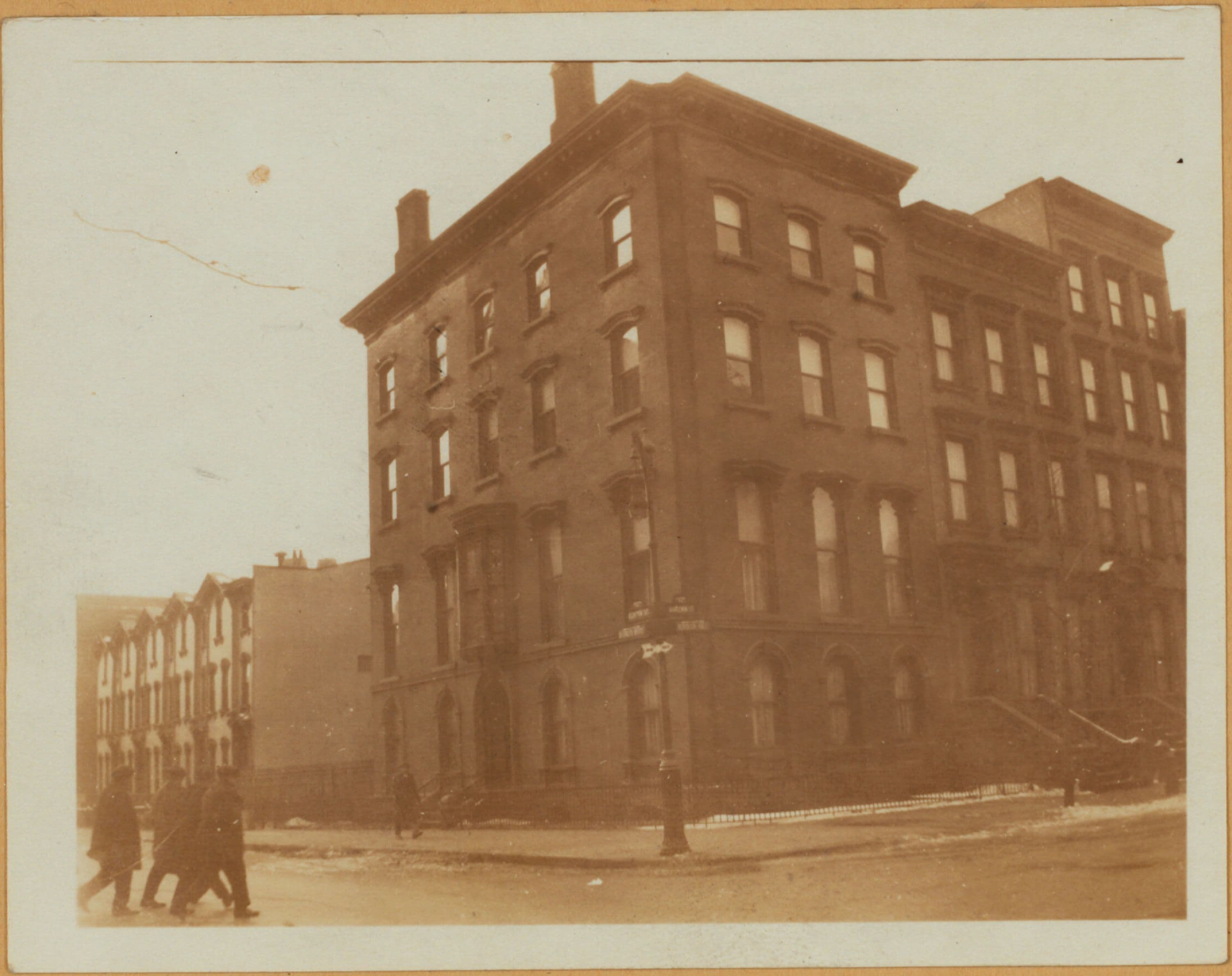 Brooklyn: Joralemon Street - Clinton Street