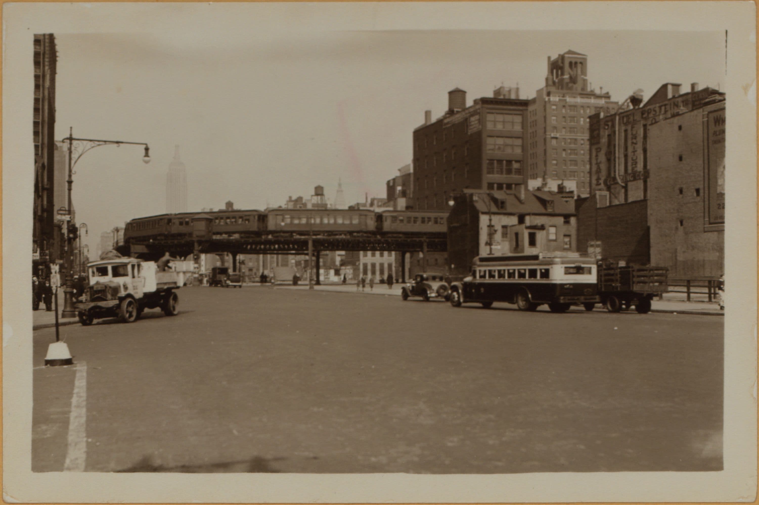 Manhattan : 6th Avenue - Bleecker Street.