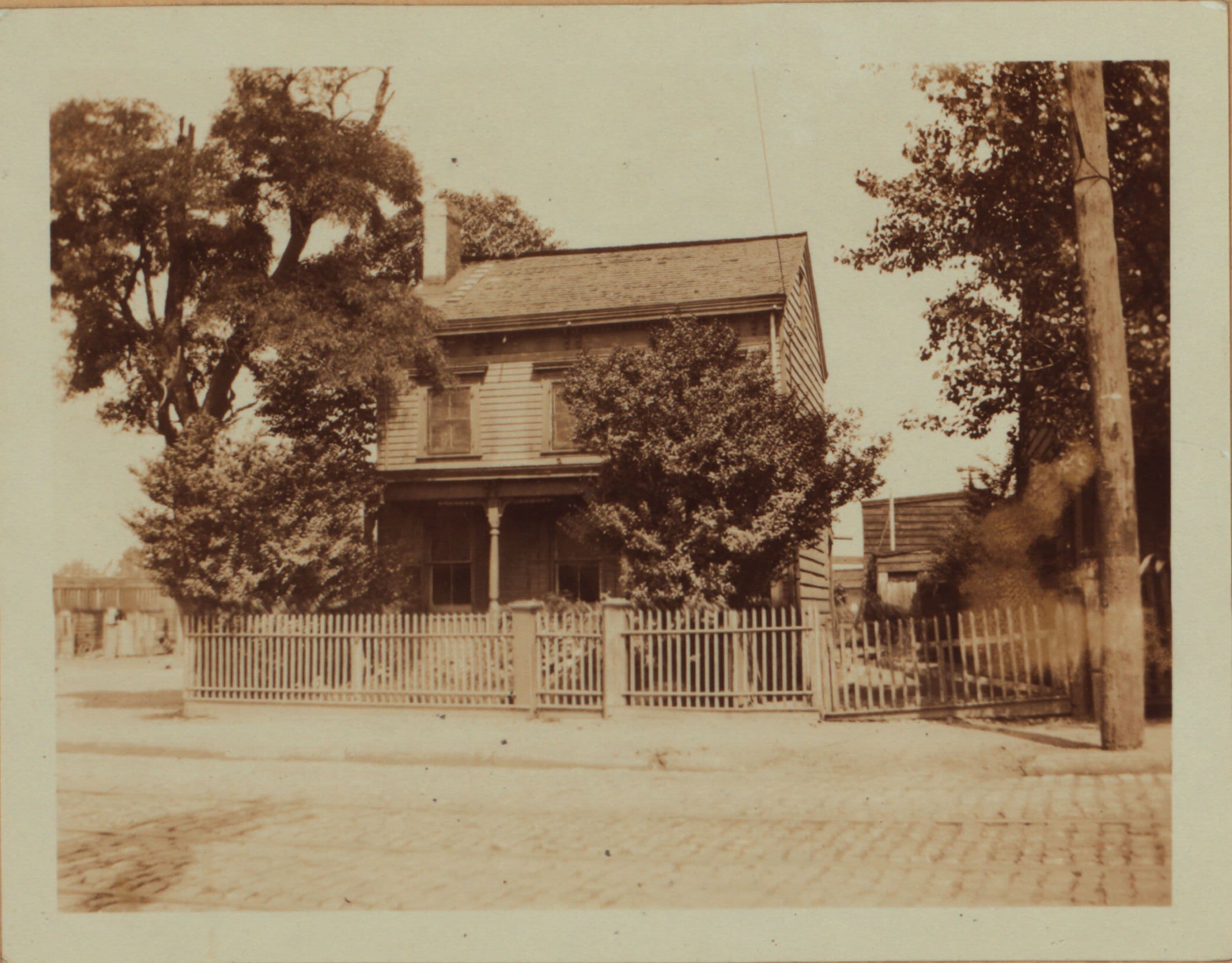 Queens: Flushing Avenue - Woodward Avenue