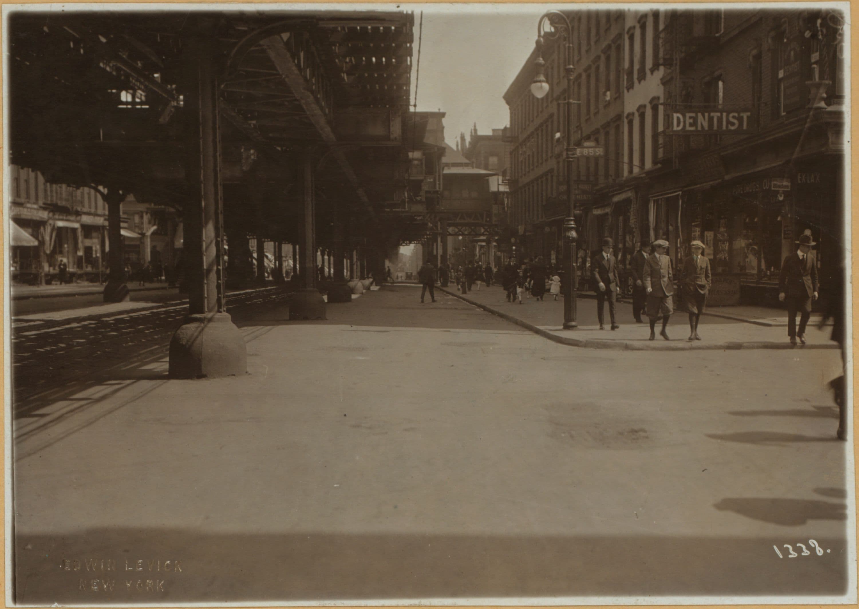 Manhattan: 2nd Avenue - 85th Street