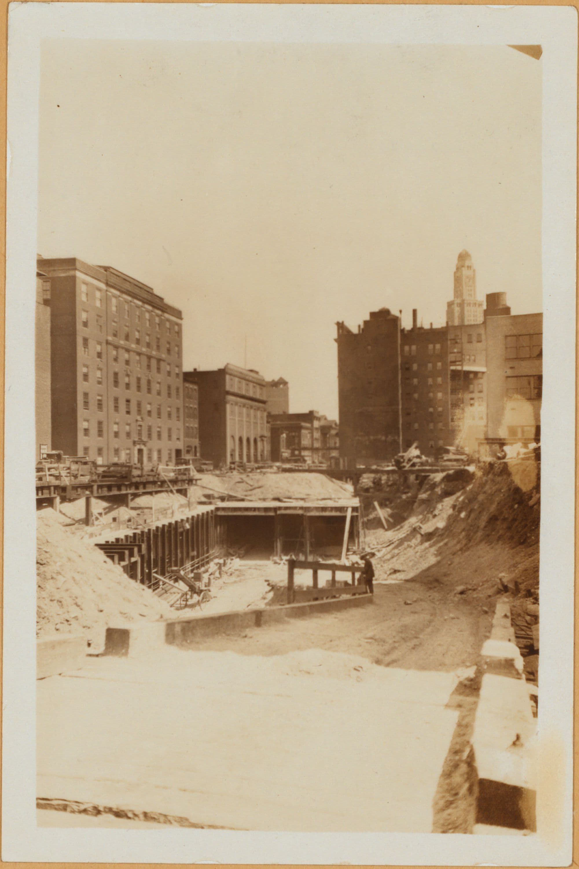 Brooklyn: Schermerhorn Street - Bond Street