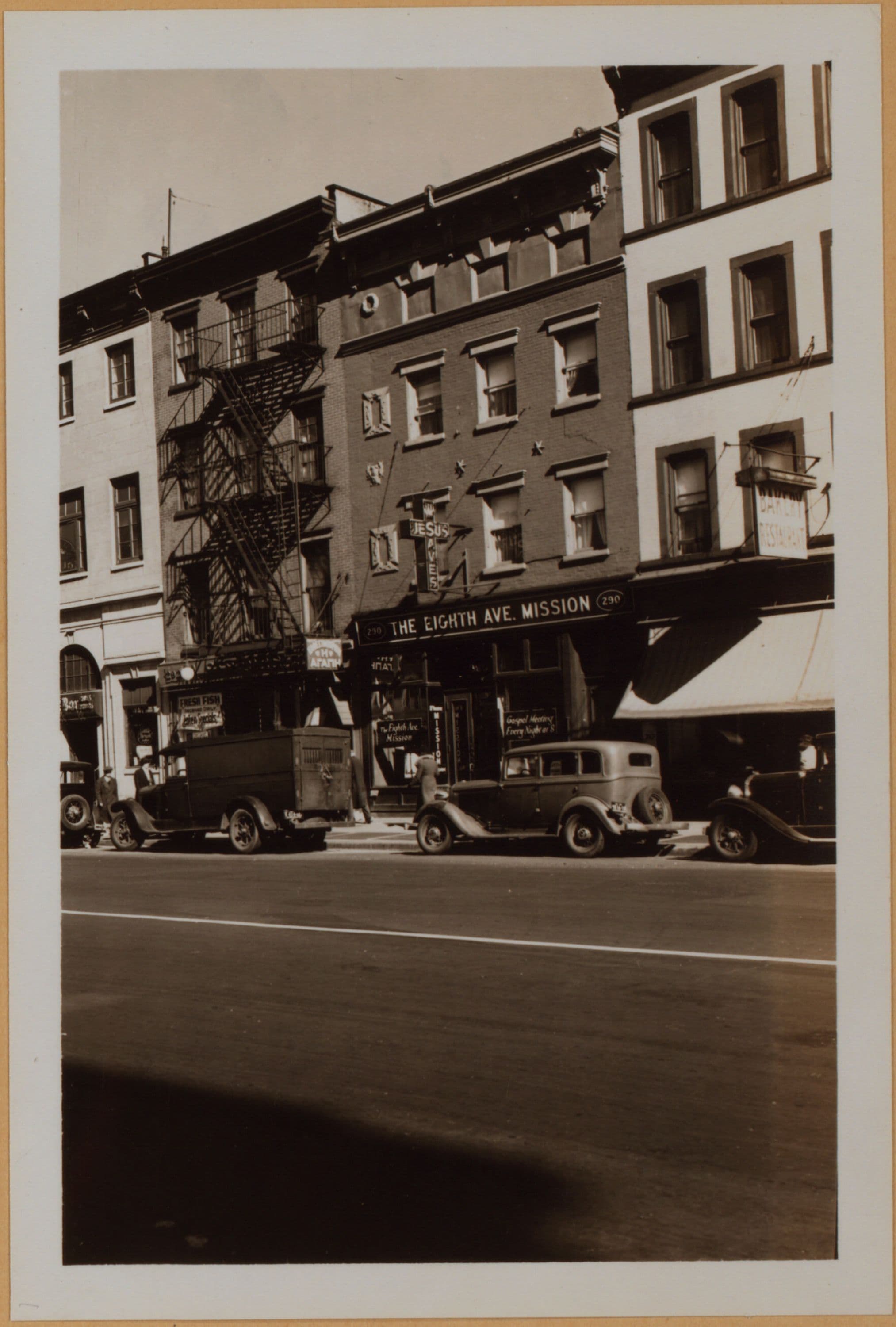 Manhattan: 8th Avenue - 24th Street (West)