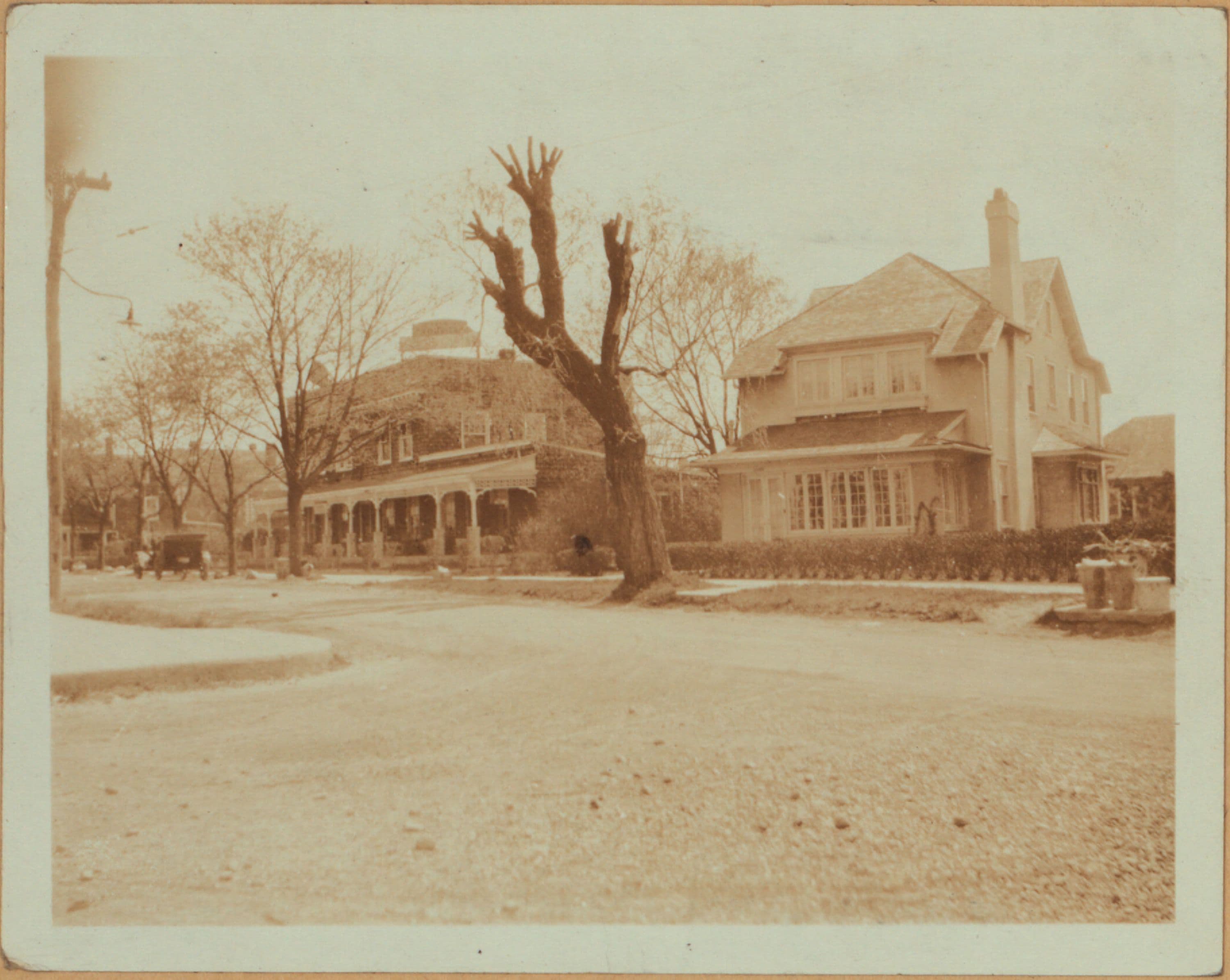 Queens: Greenport Road - Brookhaven Avenue