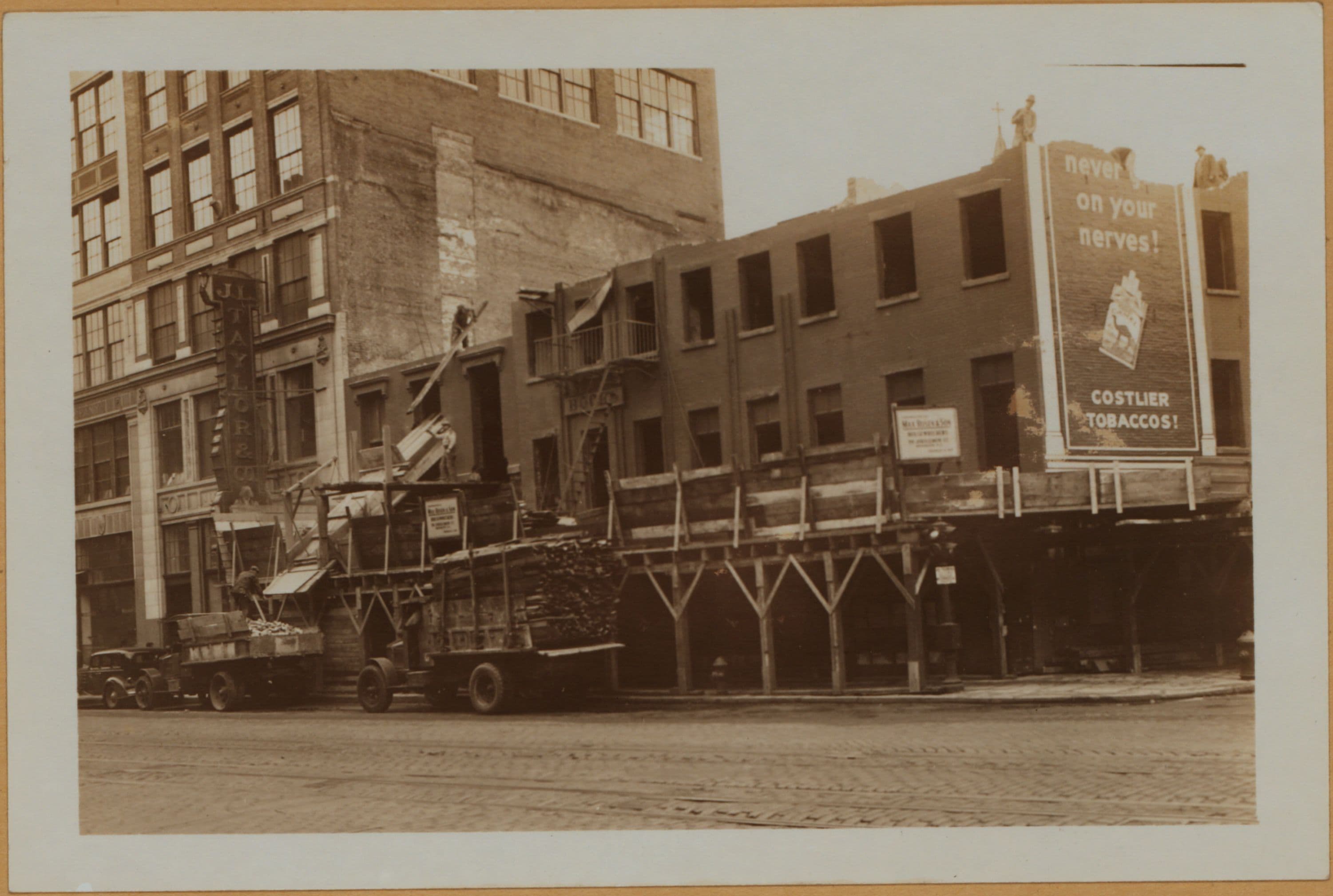 Manhattan: 4th Avenue - 11th Street