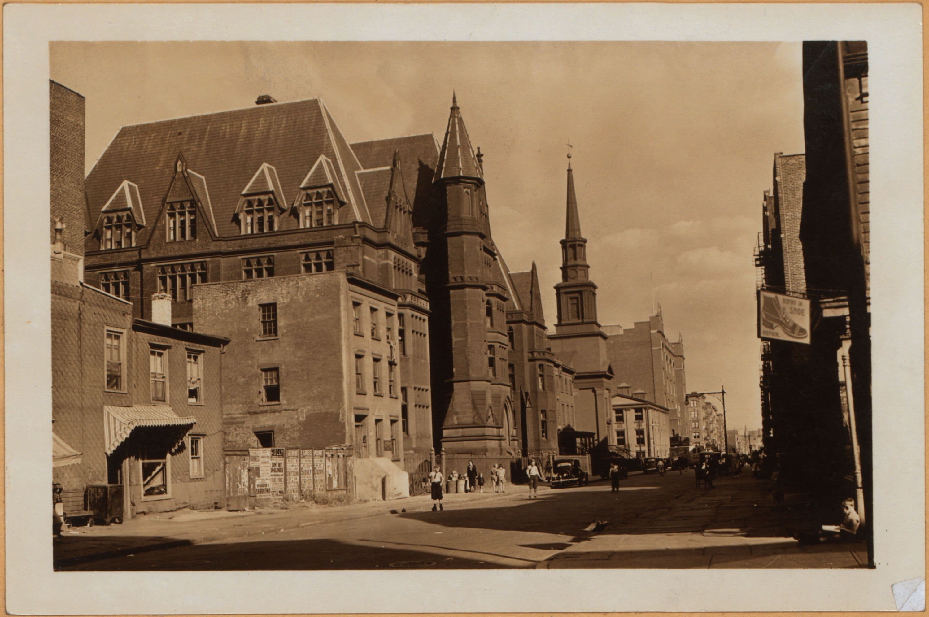 Brooklyn: 3rd Street (South) - Bedford Avenue