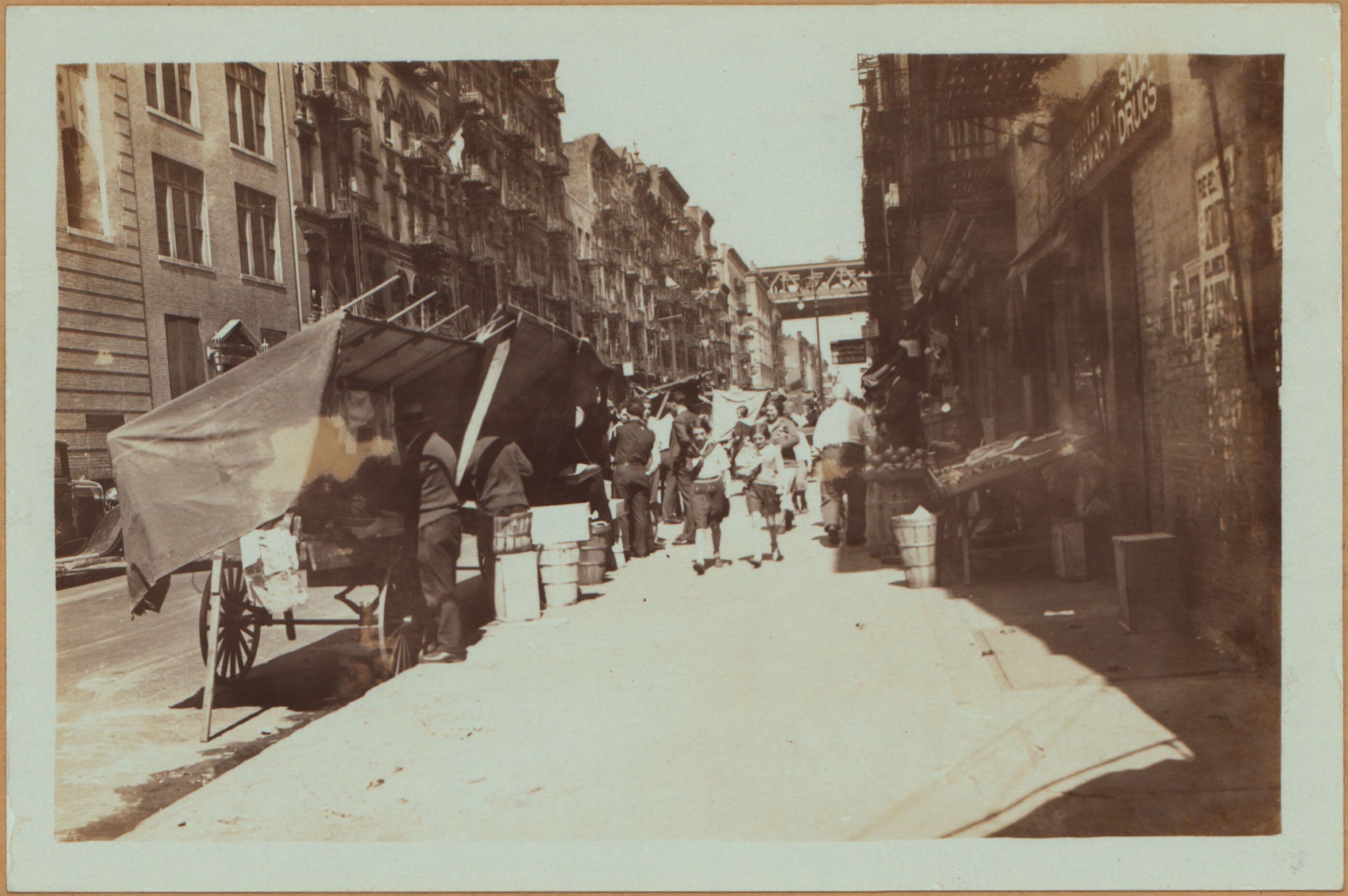 Manhattan: Monroe Street - Catherine Street