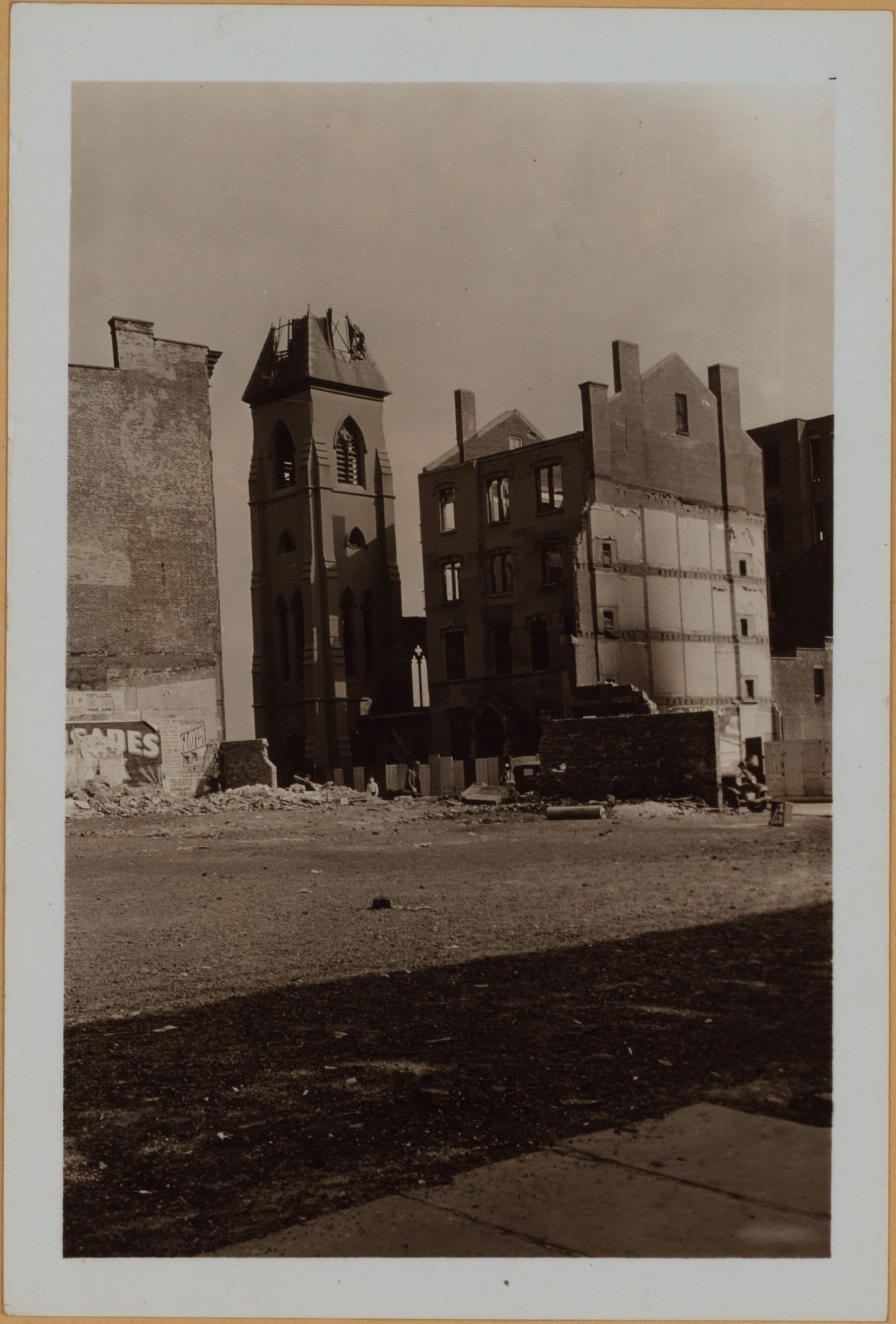 Manhattan: 37th Street (East) - 2nd Avenue