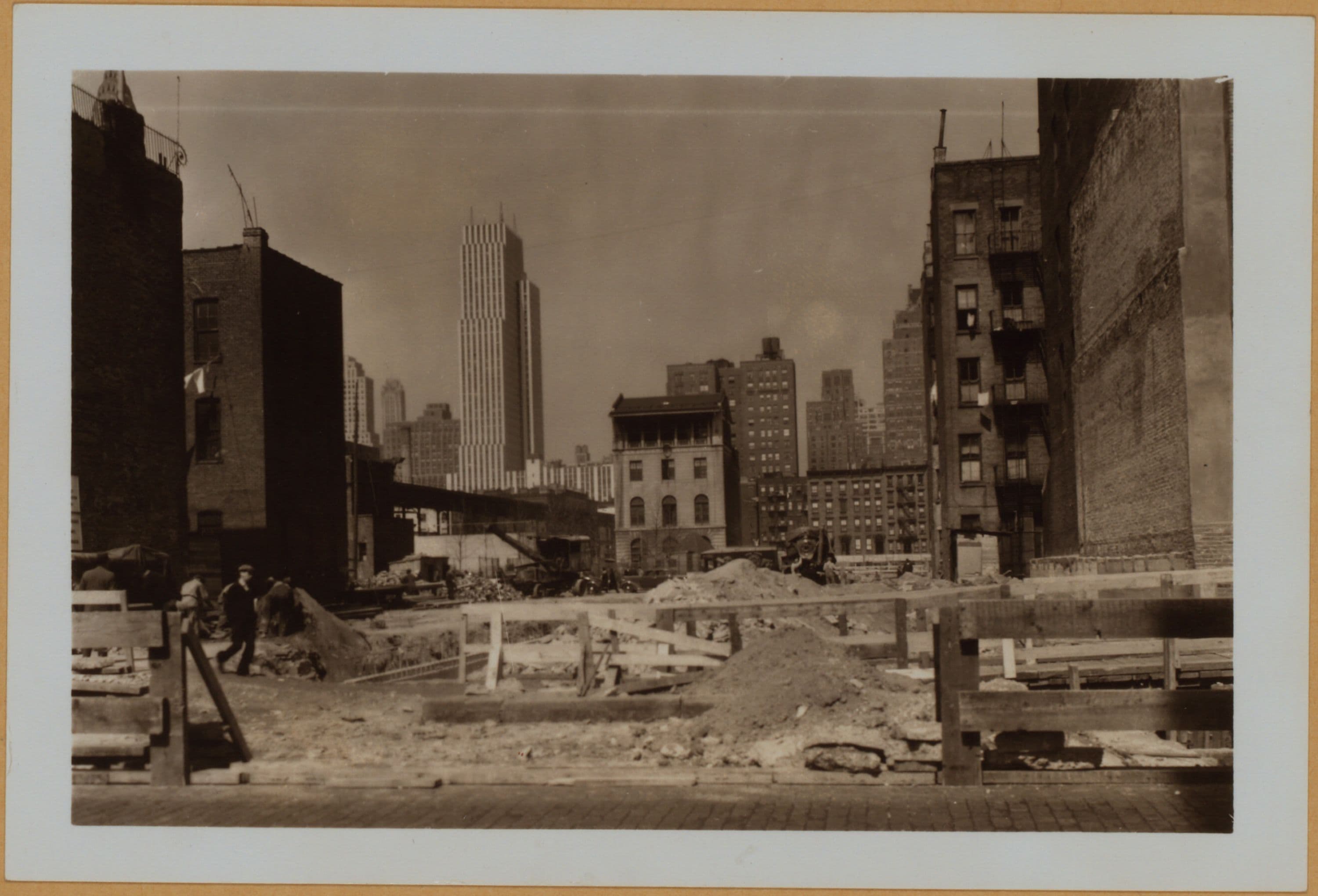 Manhattan: 34th Street (East) - 2nd Avenue