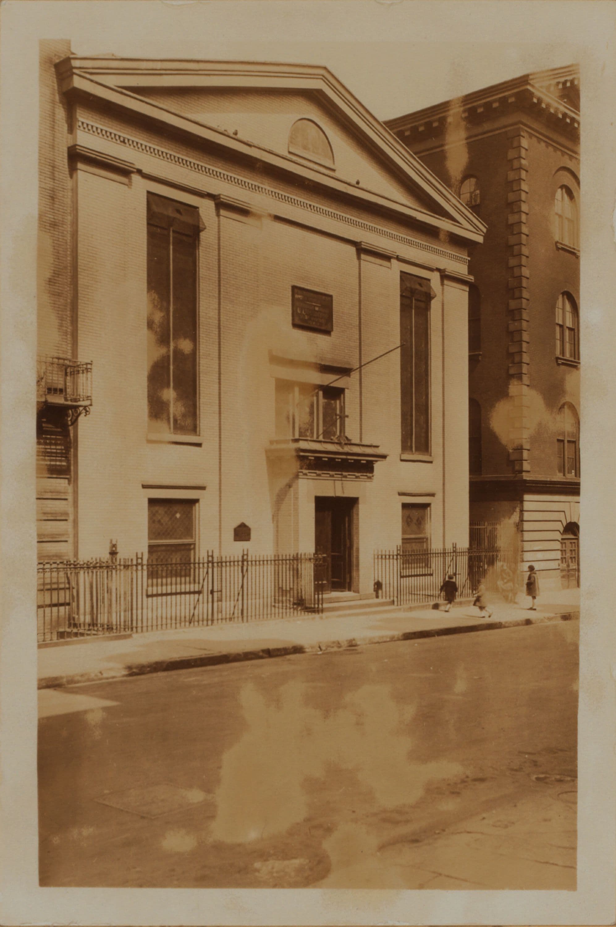 Manhattan: 27th Street (East) - 2nd Avenue